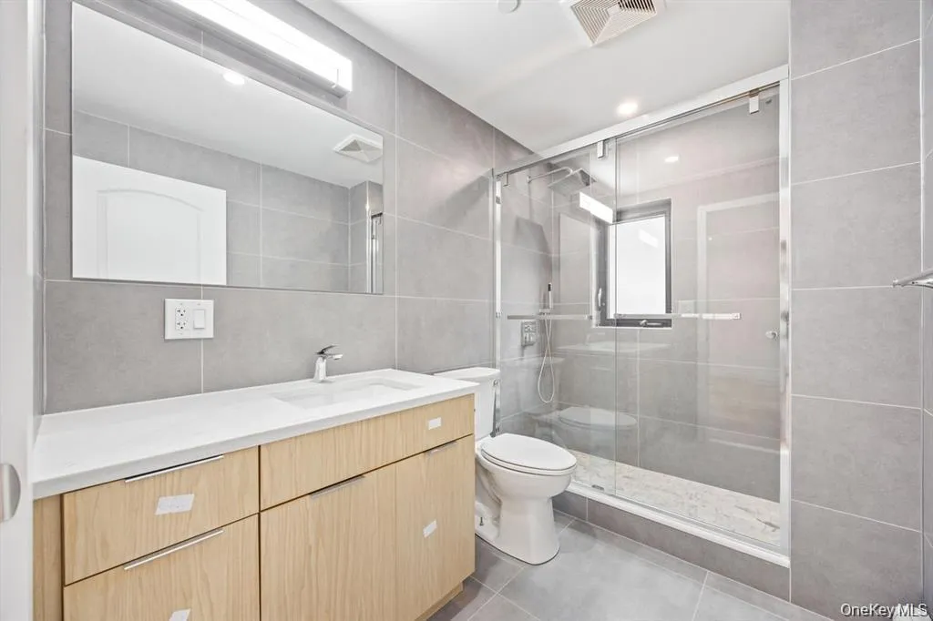 33-03 213th Street, New York, NY, 4 Bedrooms Bedrooms, 9 Rooms Rooms,4 BathroomsBathrooms,Residential,For Rent,213th,0,969183 33-03 213th Street, New York, NY, 4 Bedrooms Bedrooms, 9 Rooms Rooms,4 BathroomsBathrooms,Residential,For Rent,213th,0,969183