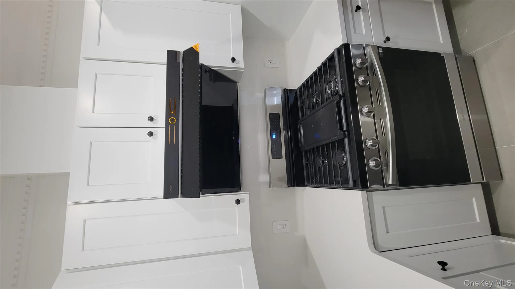 60-24 Wetherole Street, New York, NY, 4 Bedrooms Bedrooms, 5 Rooms Rooms,2 BathroomsBathrooms,Residential Lease,For Rent,Wetherole,0,969184 60-24 Wetherole Street, New York, NY, 4 Bedrooms Bedrooms, 5 Rooms Rooms,2 BathroomsBathrooms,Residential Lease,For Rent,Wetherole,0,969184