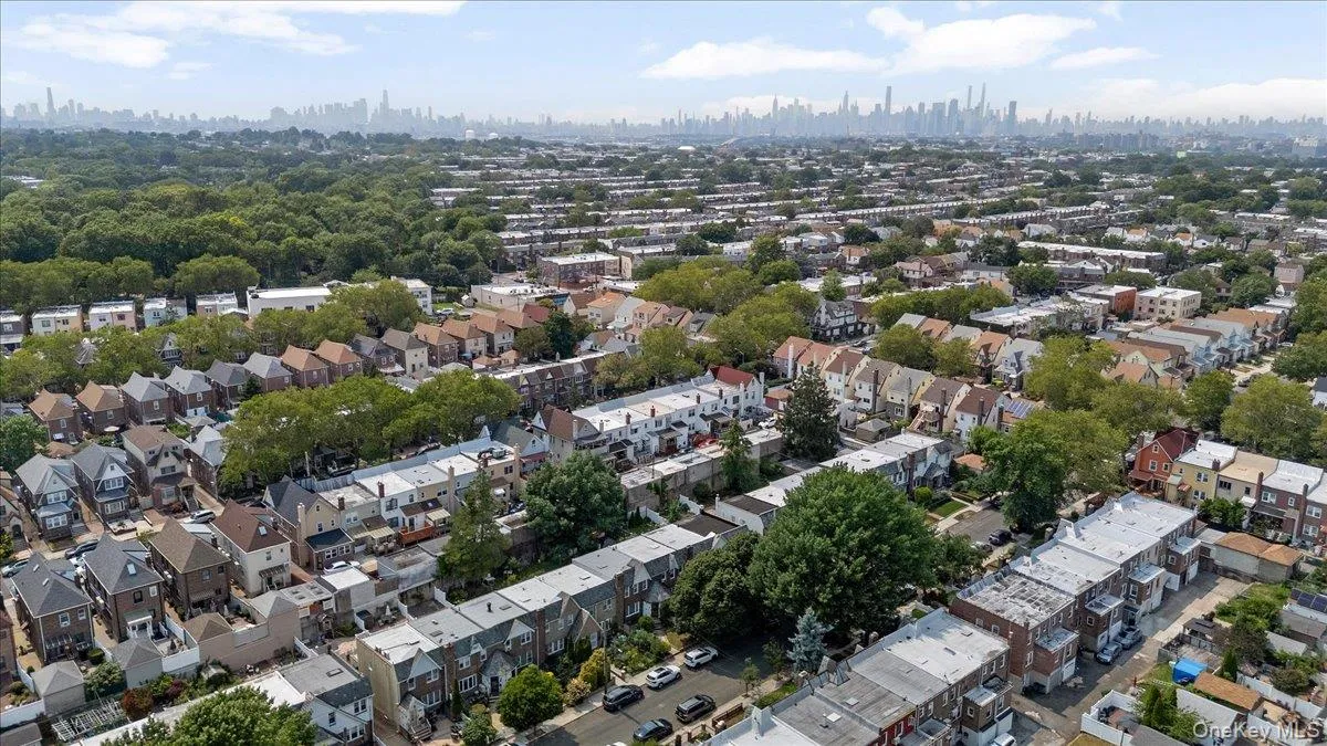 63-34 83rd Place, New York, NY, 3 Bedrooms Bedrooms, 8 Rooms Rooms,2 BathroomsBathrooms,Residential,For Rent,83rd,0,969186 63-34 83rd Place, New York, NY, 3 Bedrooms Bedrooms, 8 Rooms Rooms,2 BathroomsBathrooms,Residential,For Rent,83rd,0,969186