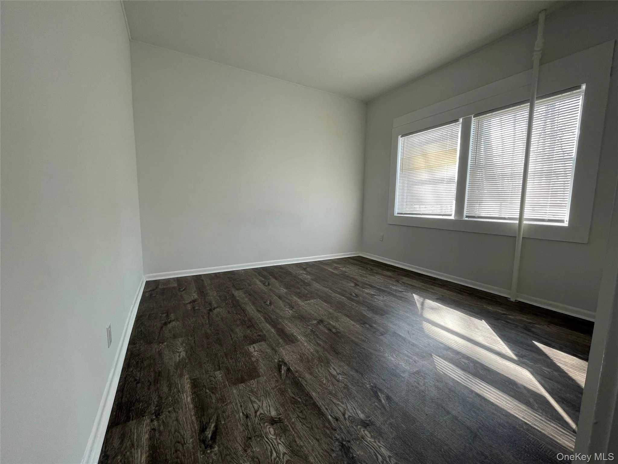 502 Nyack Road, Clarkstown, NY, 2 Bedrooms Bedrooms, 5 Rooms Rooms,1 BathroomBathrooms,Residential Lease,For Rent,Nyack,0,969188 502 Nyack Road, Clarkstown, NY, 2 Bedrooms Bedrooms, 5 Rooms Rooms,1 BathroomBathrooms,Residential Lease,For Rent,Nyack,0,969188