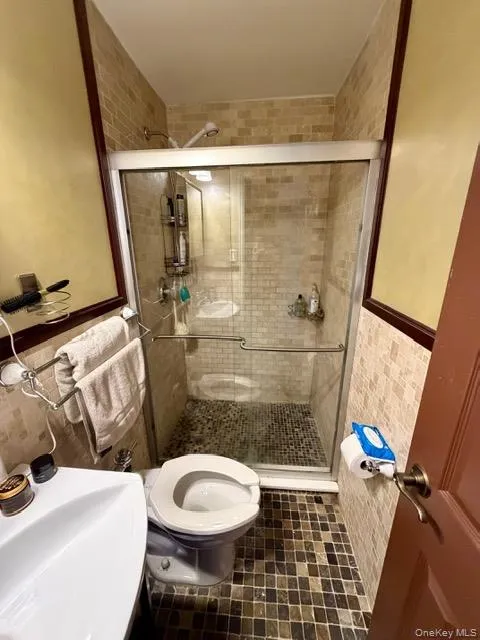 8610 151st Avenue, New York, NY, 2 Bedrooms Bedrooms, 5 Rooms Rooms,2 BathroomsBathrooms,Residential,For Rent,151st,0,969190 8610 151st Avenue, New York, NY, 2 Bedrooms Bedrooms, 5 Rooms Rooms,2 BathroomsBathrooms,Residential,For Rent,151st,0,969190