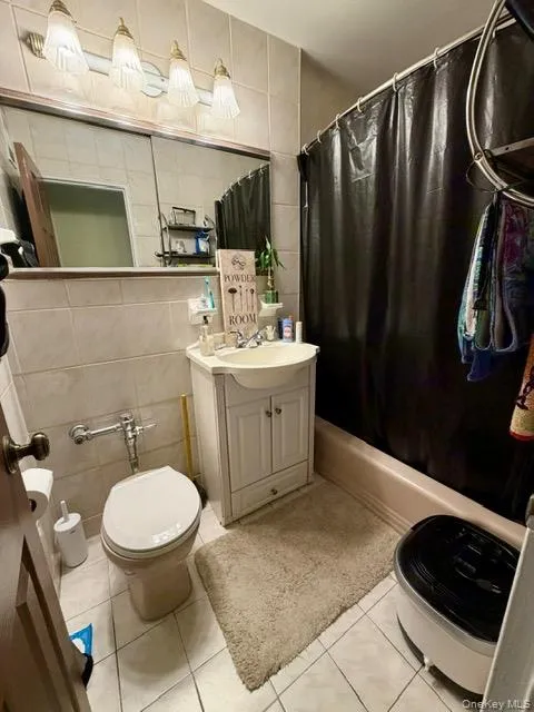 8610 151st Avenue, New York, NY, 2 Bedrooms Bedrooms, 5 Rooms Rooms,2 BathroomsBathrooms,Residential,For Rent,151st,0,969190 8610 151st Avenue, New York, NY, 2 Bedrooms Bedrooms, 5 Rooms Rooms,2 BathroomsBathrooms,Residential,For Rent,151st,0,969190