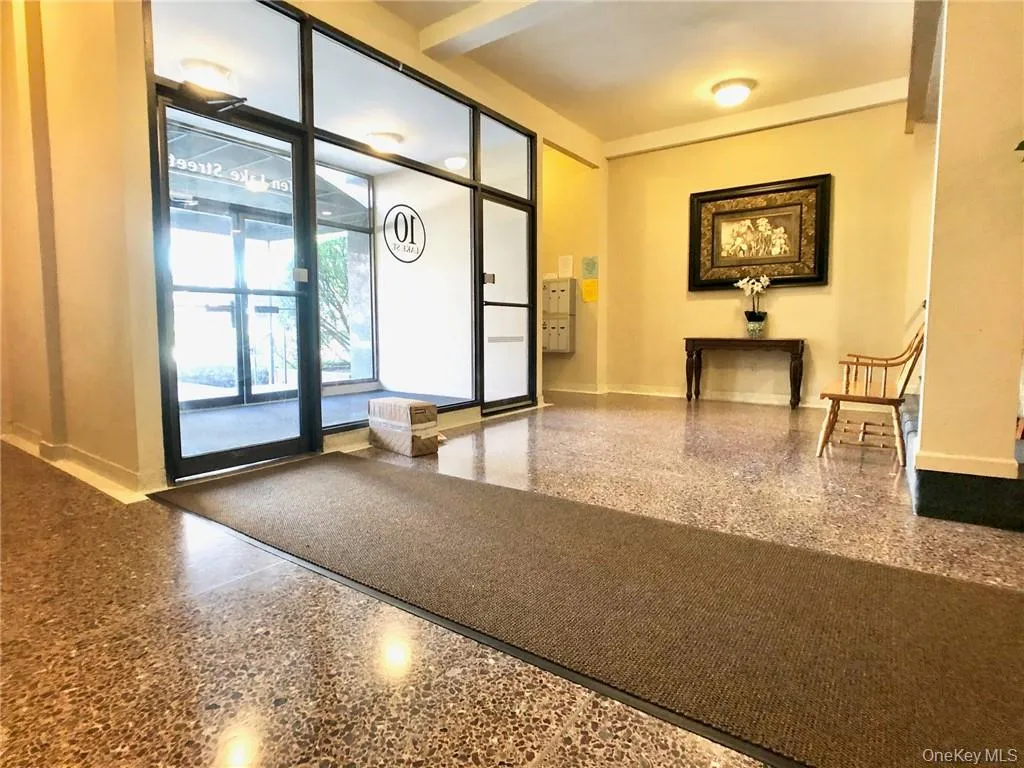 10 Lake Street, White Plains, NY, 1 Bedroom Bedrooms, 4 Rooms Rooms,1 BathroomBathrooms,Residential Lease,For Rent,Lake,0,969194 10 Lake Street, White Plains, NY, 1 Bedroom Bedrooms, 4 Rooms Rooms,1 BathroomBathrooms,Residential Lease,For Rent,Lake,0,969194