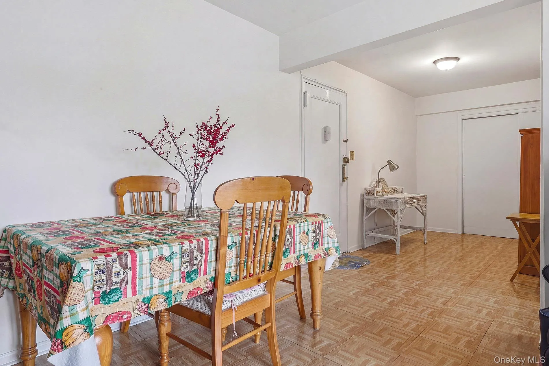 144-55 Melbourne Avenue, New York, NY, 1 Bedroom Bedrooms, 4 Rooms Rooms,1 BathroomBathrooms,Residential,For Rent,Melbourne,0,969204 144-55 Melbourne Avenue, New York, NY, 1 Bedroom Bedrooms, 4 Rooms Rooms,1 BathroomBathrooms,Residential,For Rent,Melbourne,0,969204