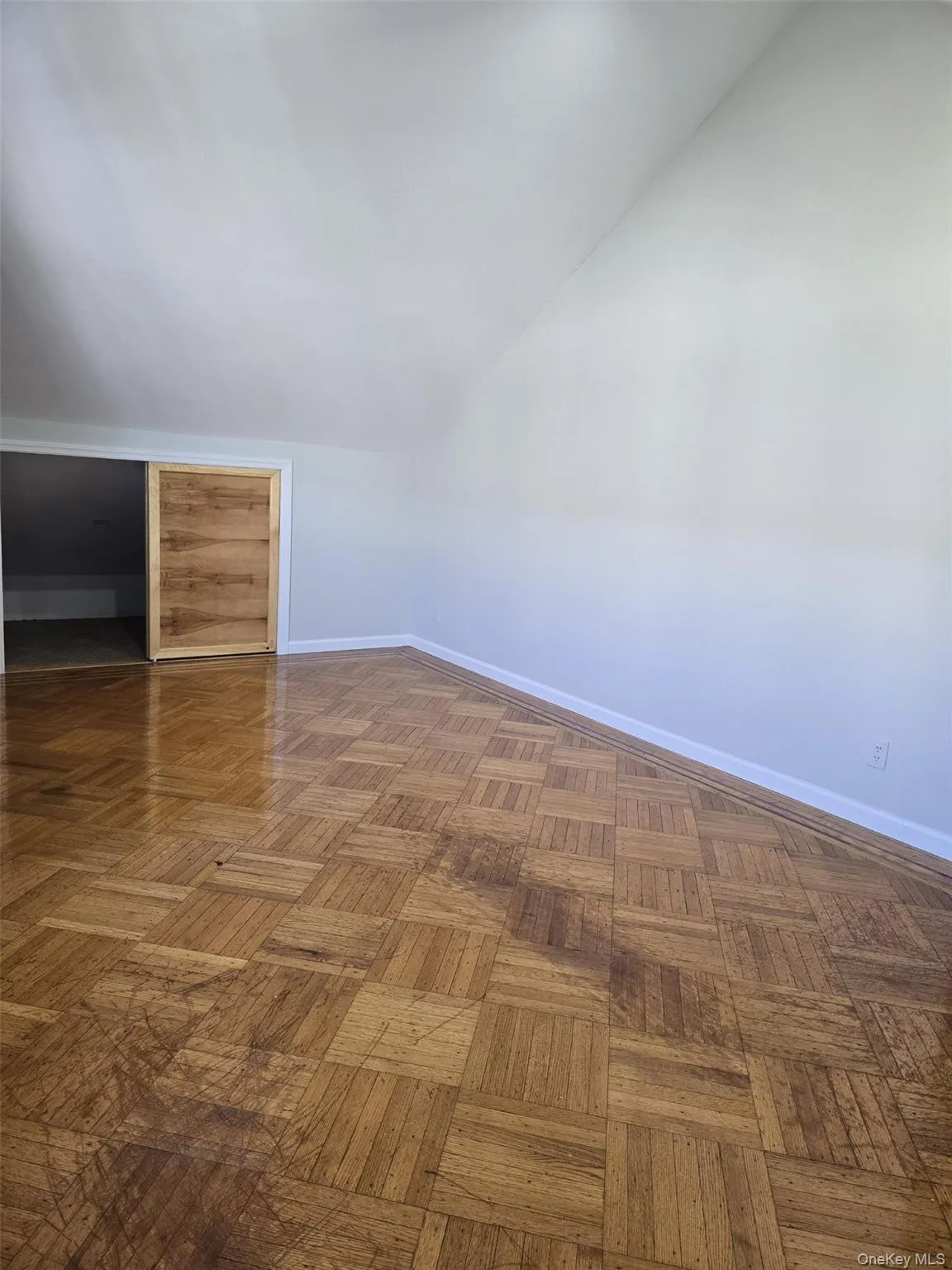 3913 Lyme Avenue, New York, NY, 2 Bedrooms Bedrooms, 4 Rooms Rooms,1 BathroomBathrooms,Residential Lease,For Rent,Lyme,0,969218 3913 Lyme Avenue, New York, NY, 2 Bedrooms Bedrooms, 4 Rooms Rooms,1 BathroomBathrooms,Residential Lease,For Rent,Lyme,0,969218