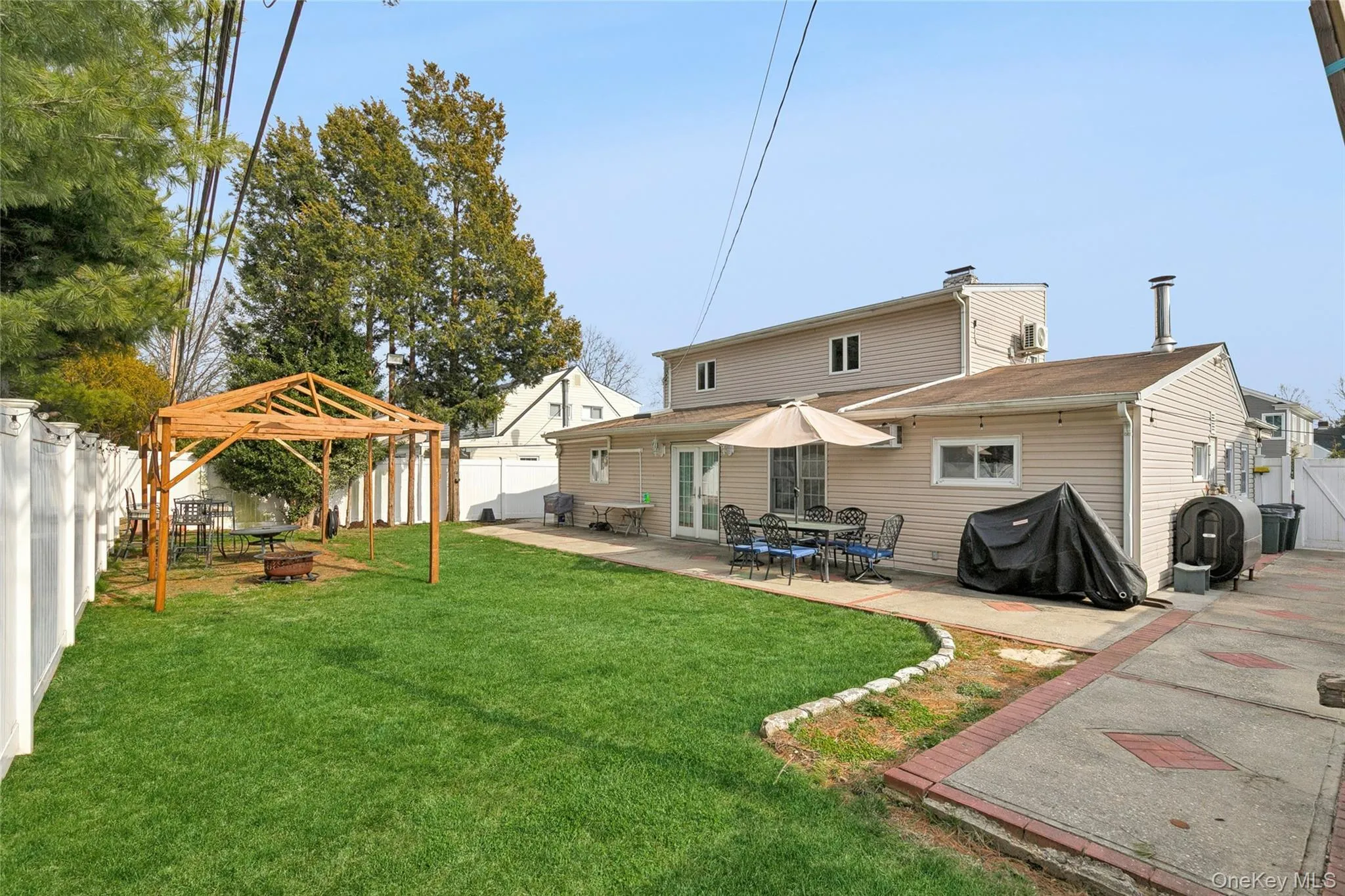 93 Hearth Lane, Hempstead, NY, 5 Bedrooms Bedrooms, 9 Rooms Rooms,2 BathroomsBathrooms,Residential,For Rent,Hearth,0,969233 93 Hearth Lane, Hempstead, NY, 5 Bedrooms Bedrooms, 9 Rooms Rooms,2 BathroomsBathrooms,Residential,For Rent,Hearth,0,969233