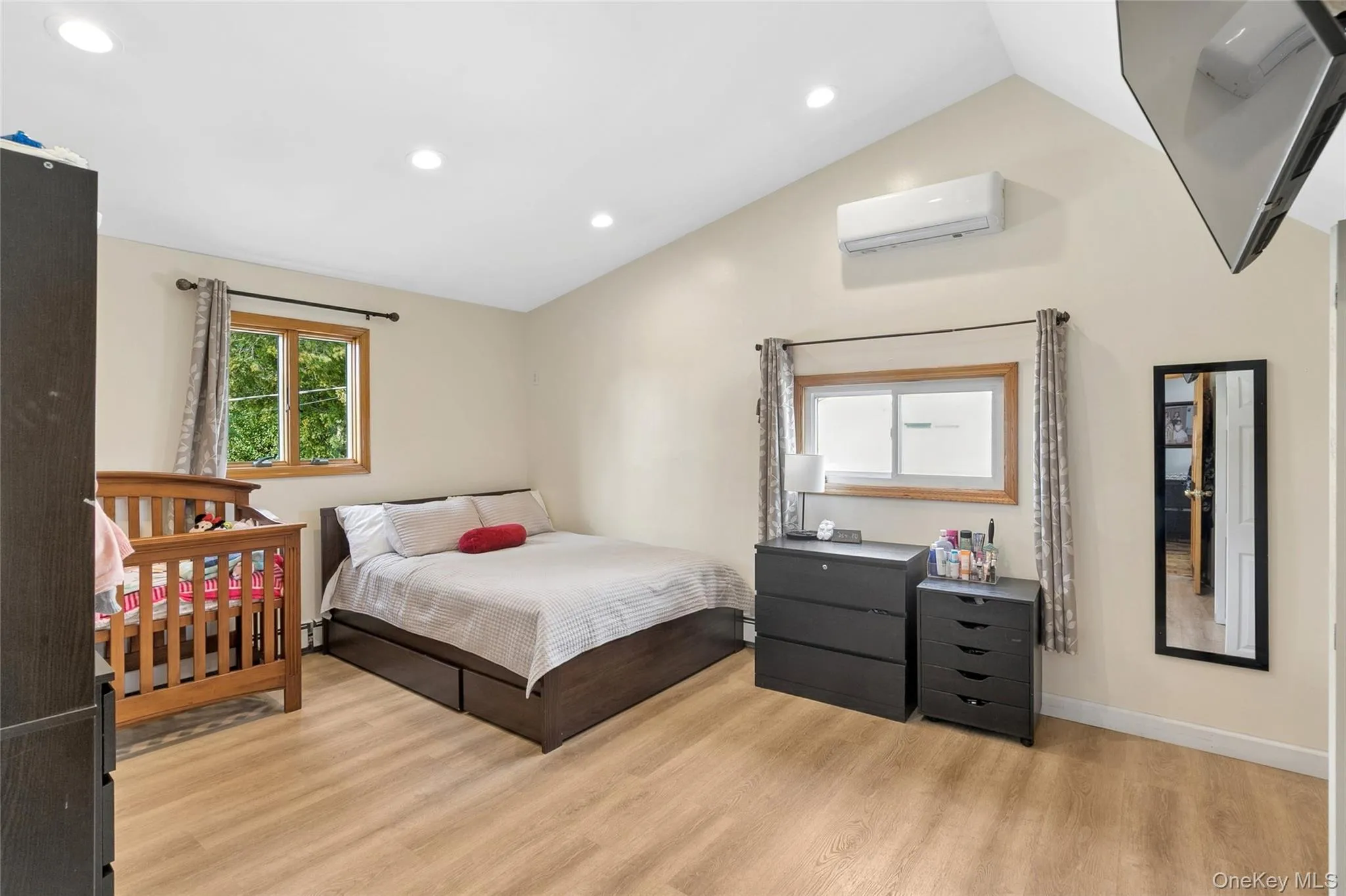 93 Hearth Lane, Hempstead, NY, 5 Bedrooms Bedrooms, 9 Rooms Rooms,2 BathroomsBathrooms,Residential,For Rent,Hearth,0,969233 93 Hearth Lane, Hempstead, NY, 5 Bedrooms Bedrooms, 9 Rooms Rooms,2 BathroomsBathrooms,Residential,For Rent,Hearth,0,969233