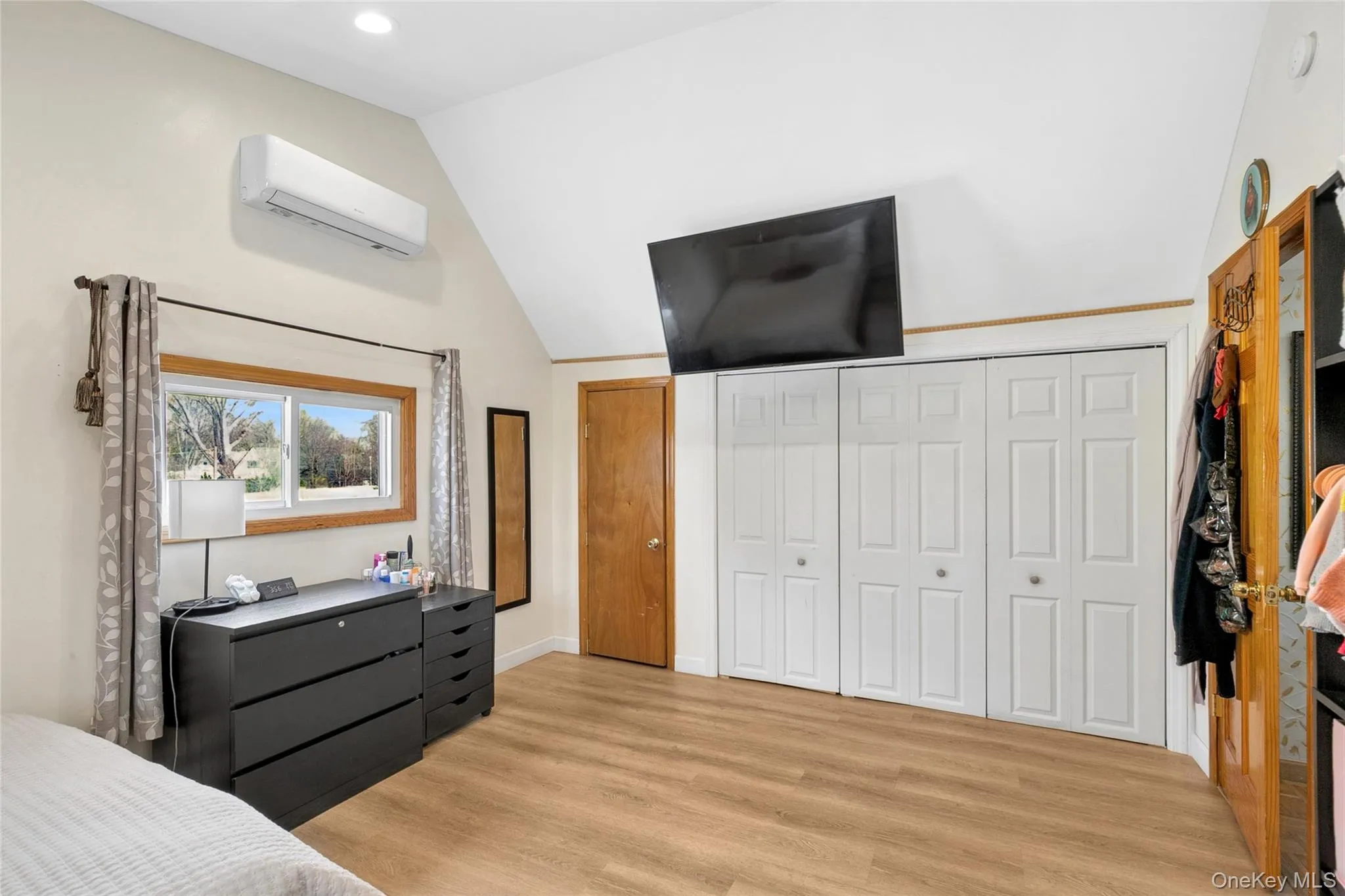 93 Hearth Lane, Hempstead, NY, 5 Bedrooms Bedrooms, 9 Rooms Rooms,2 BathroomsBathrooms,Residential,For Rent,Hearth,0,969233 93 Hearth Lane, Hempstead, NY, 5 Bedrooms Bedrooms, 9 Rooms Rooms,2 BathroomsBathrooms,Residential,For Rent,Hearth,0,969233