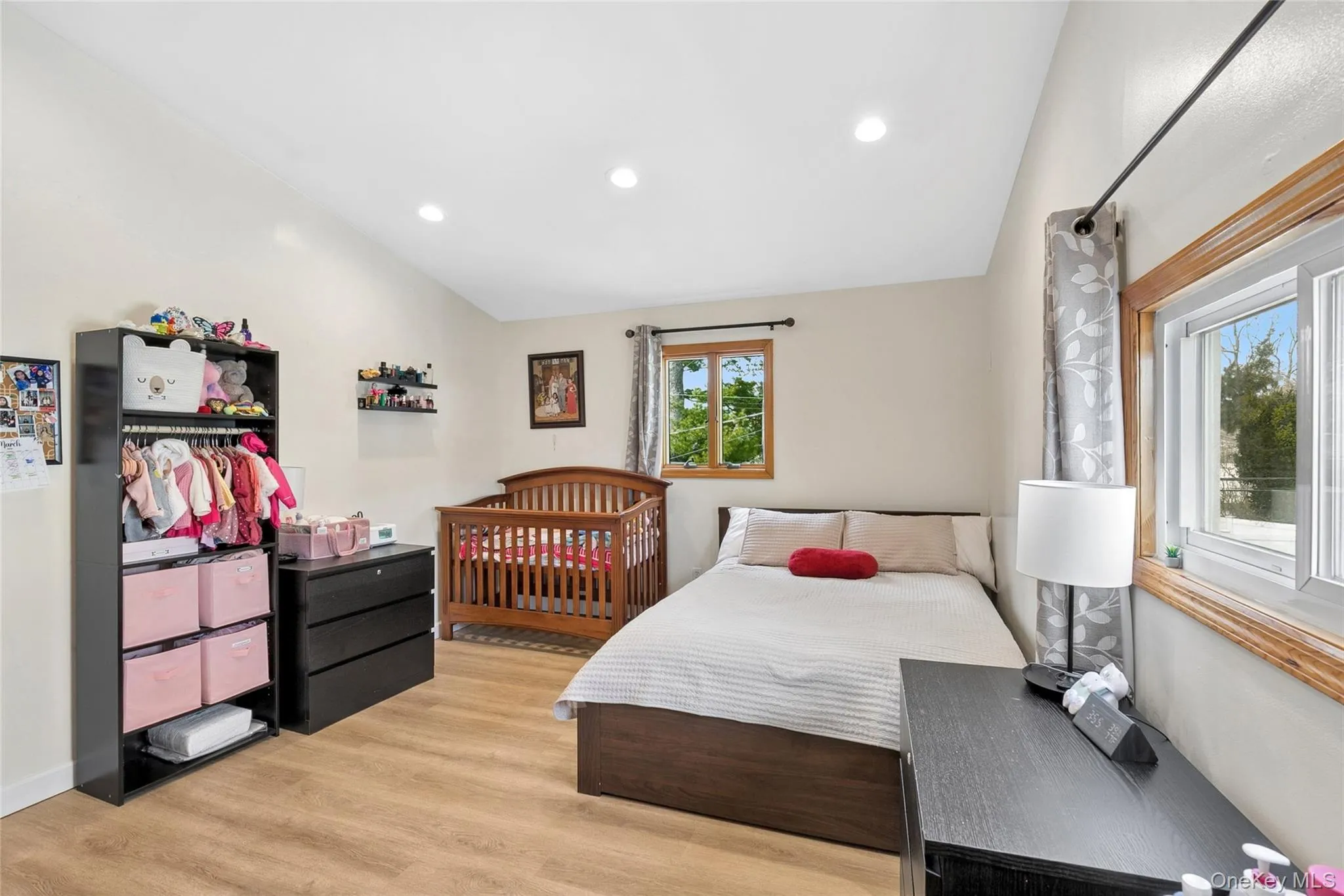 93 Hearth Lane, Hempstead, NY, 5 Bedrooms Bedrooms, 9 Rooms Rooms,2 BathroomsBathrooms,Residential,For Rent,Hearth,0,969233 93 Hearth Lane, Hempstead, NY, 5 Bedrooms Bedrooms, 9 Rooms Rooms,2 BathroomsBathrooms,Residential,For Rent,Hearth,0,969233