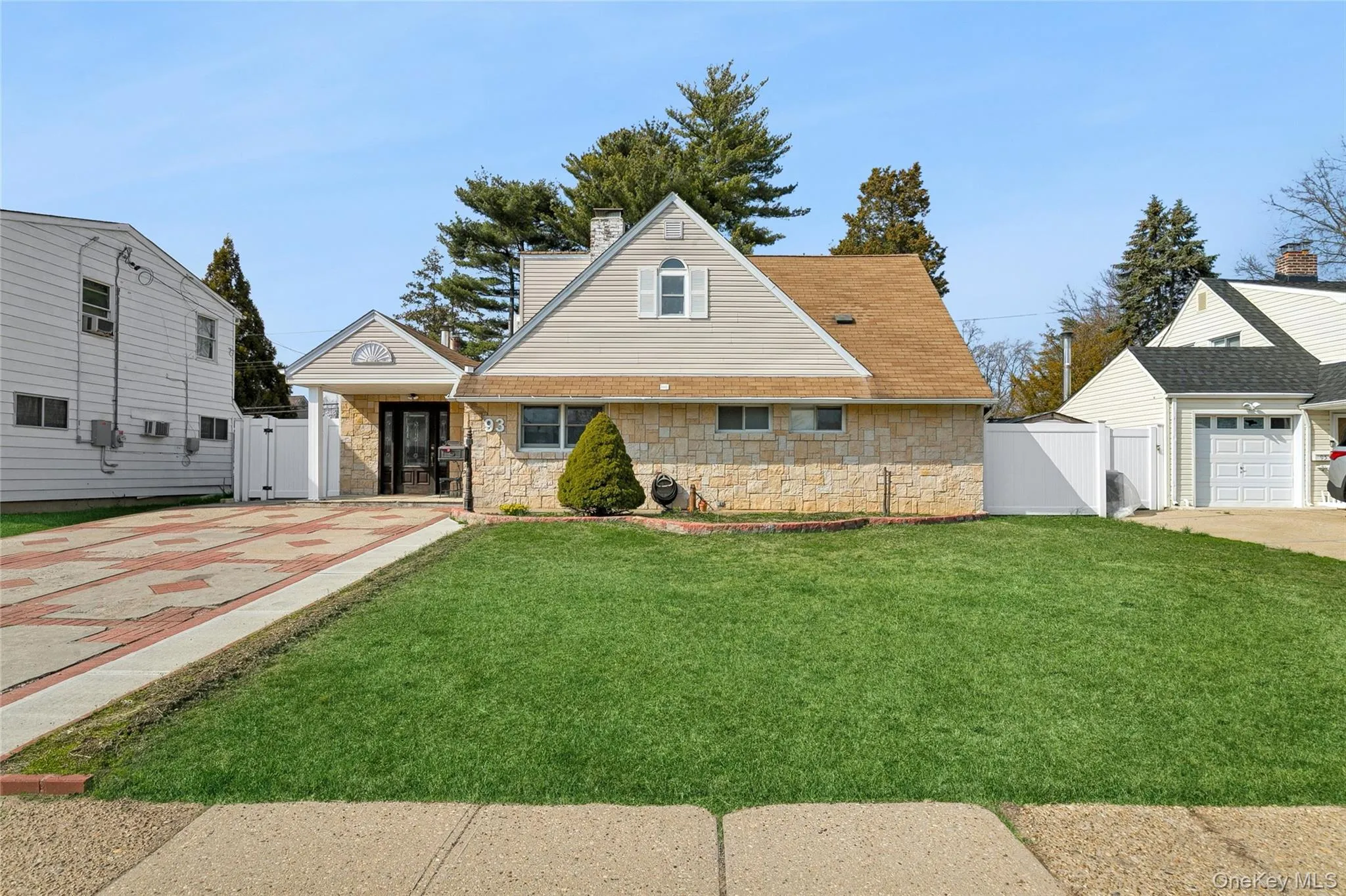 93 Hearth Lane, Hempstead, NY, 5 Bedrooms Bedrooms, 9 Rooms Rooms,2 BathroomsBathrooms,Residential,For Rent,Hearth,0,969233 93 Hearth Lane, Hempstead, NY, 5 Bedrooms Bedrooms, 9 Rooms Rooms,2 BathroomsBathrooms,Residential,For Rent,Hearth,0,969233
