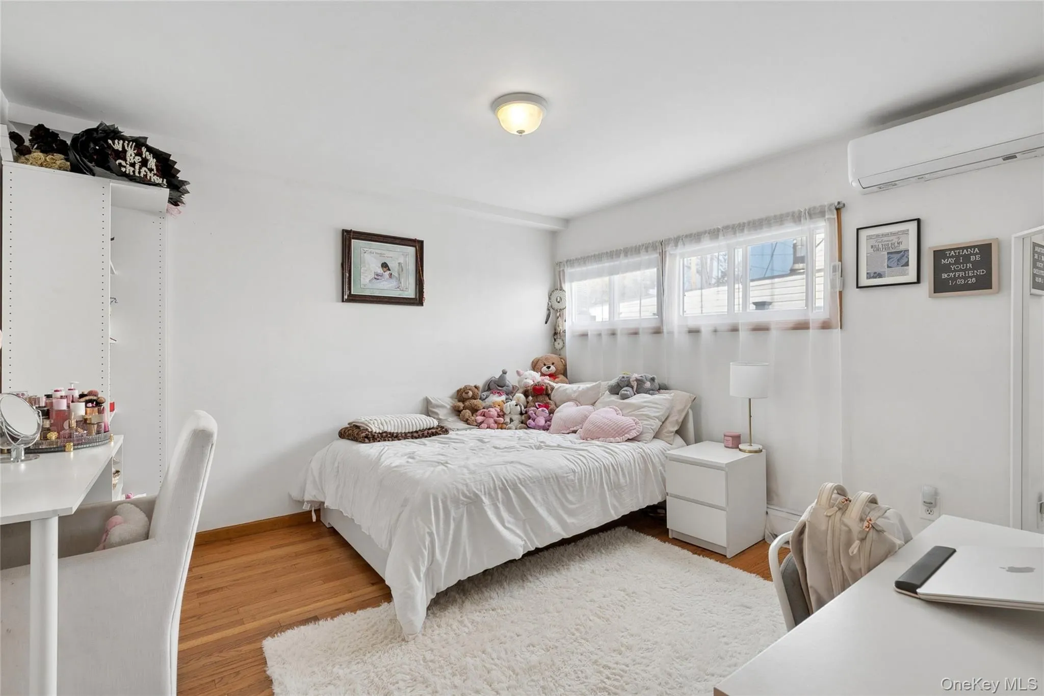93 Hearth Lane, Hempstead, NY, 5 Bedrooms Bedrooms, 9 Rooms Rooms,2 BathroomsBathrooms,Residential,For Rent,Hearth,0,969233 93 Hearth Lane, Hempstead, NY, 5 Bedrooms Bedrooms, 9 Rooms Rooms,2 BathroomsBathrooms,Residential,For Rent,Hearth,0,969233