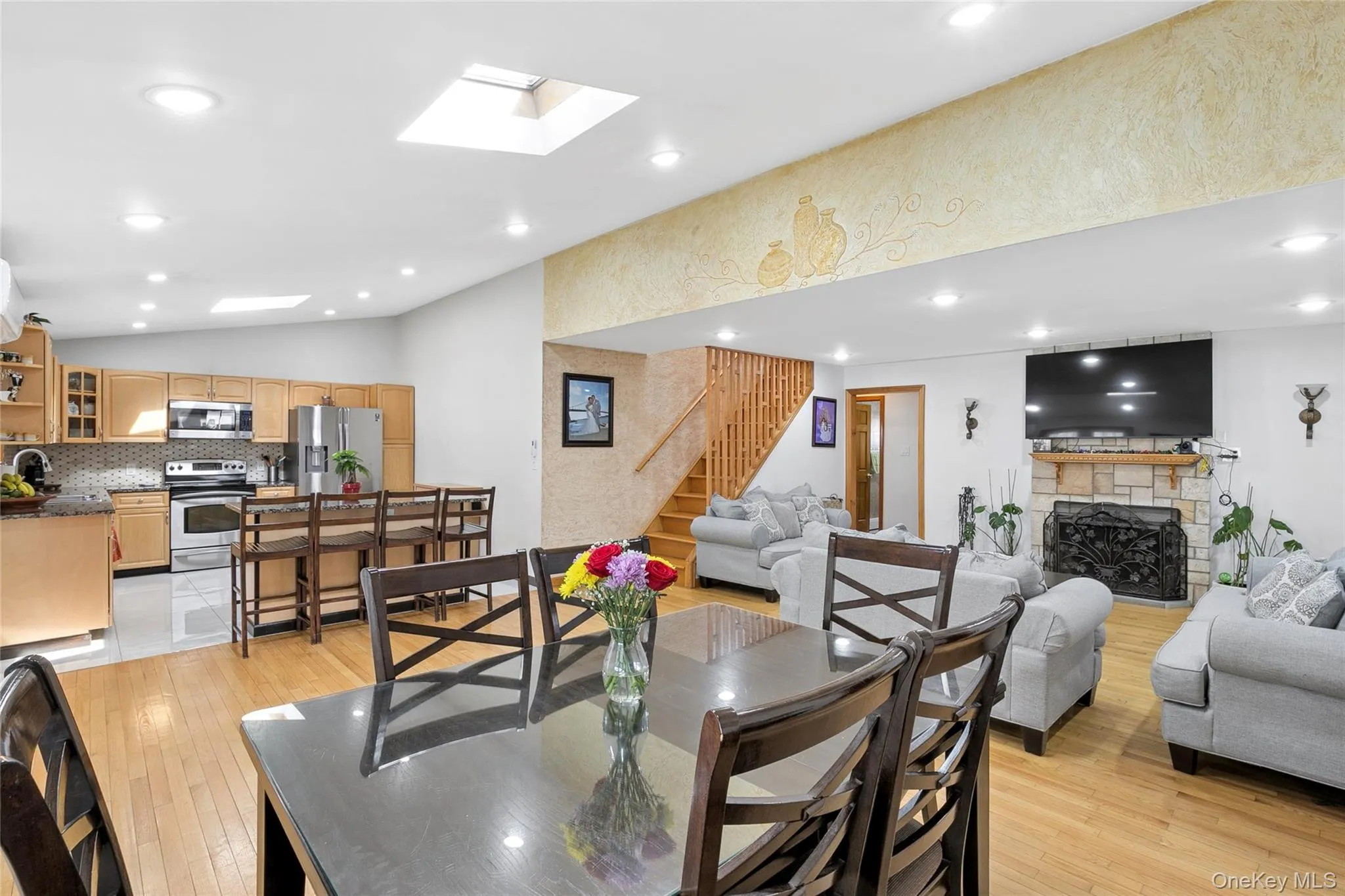 93 Hearth Lane, Hempstead, NY, 5 Bedrooms Bedrooms, 9 Rooms Rooms,2 BathroomsBathrooms,Residential,For Rent,Hearth,0,969233 93 Hearth Lane, Hempstead, NY, 5 Bedrooms Bedrooms, 9 Rooms Rooms,2 BathroomsBathrooms,Residential,For Rent,Hearth,0,969233