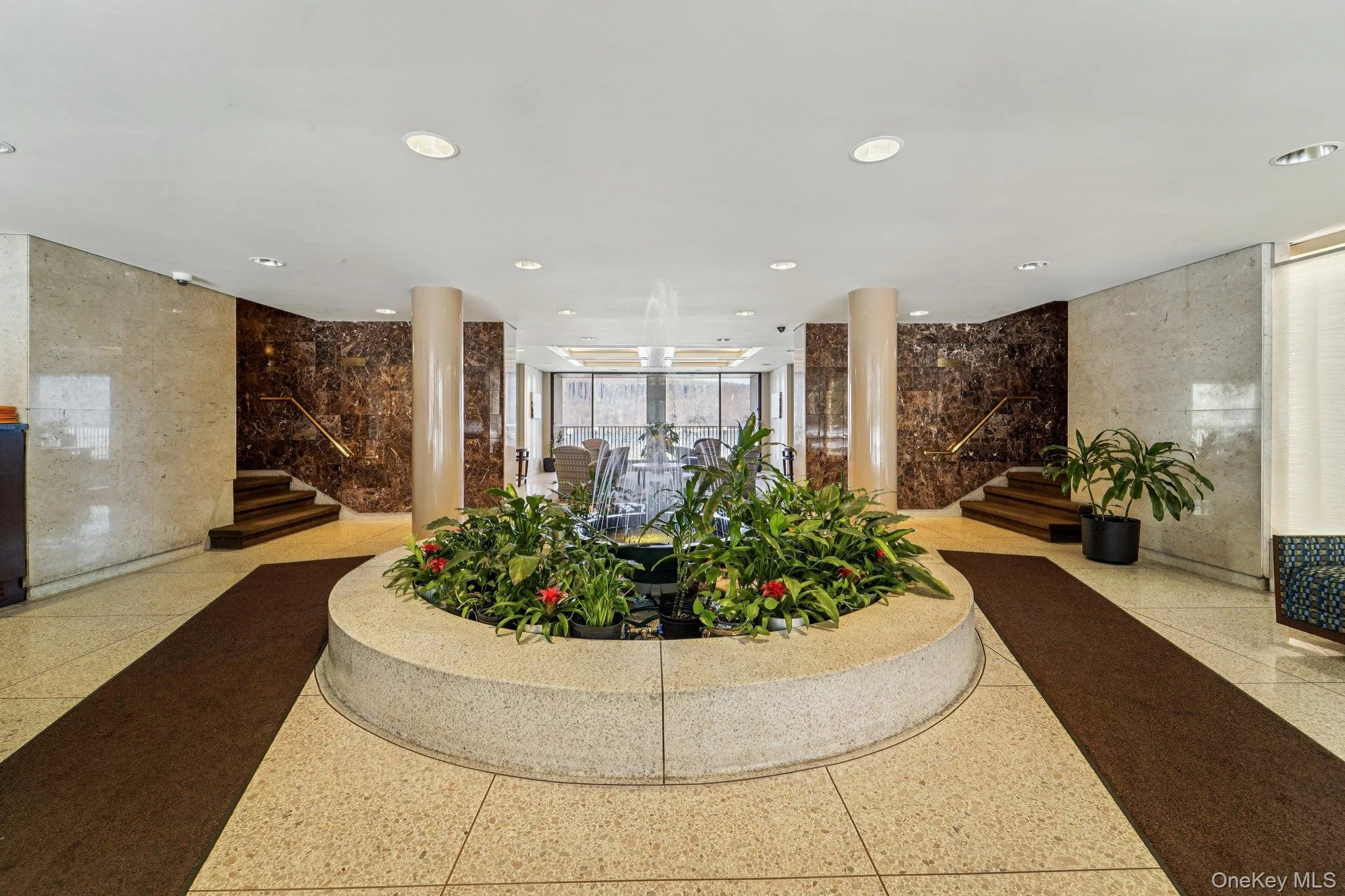 Front Entrance with Doorman Front Entrance with Doorman