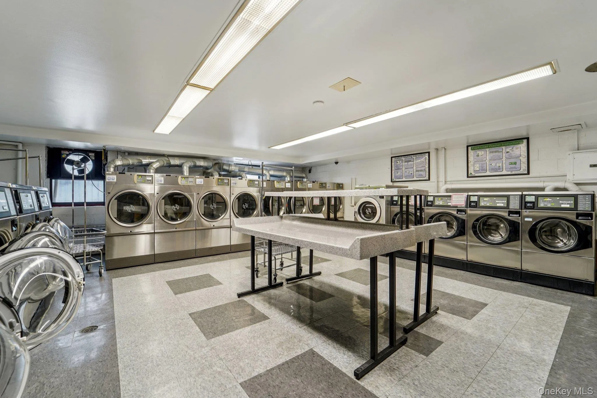 1085 Warburton Avenue, Yonkers, NY, 2 Bedrooms Bedrooms, 5 Rooms Rooms,1 BathroomBathrooms,Residential,For Rent,Warburton,0,969250 1085 Warburton Avenue, Yonkers, NY, 2 Bedrooms Bedrooms, 5 Rooms Rooms,1 BathroomBathrooms,Residential,For Rent,Warburton,0,969250