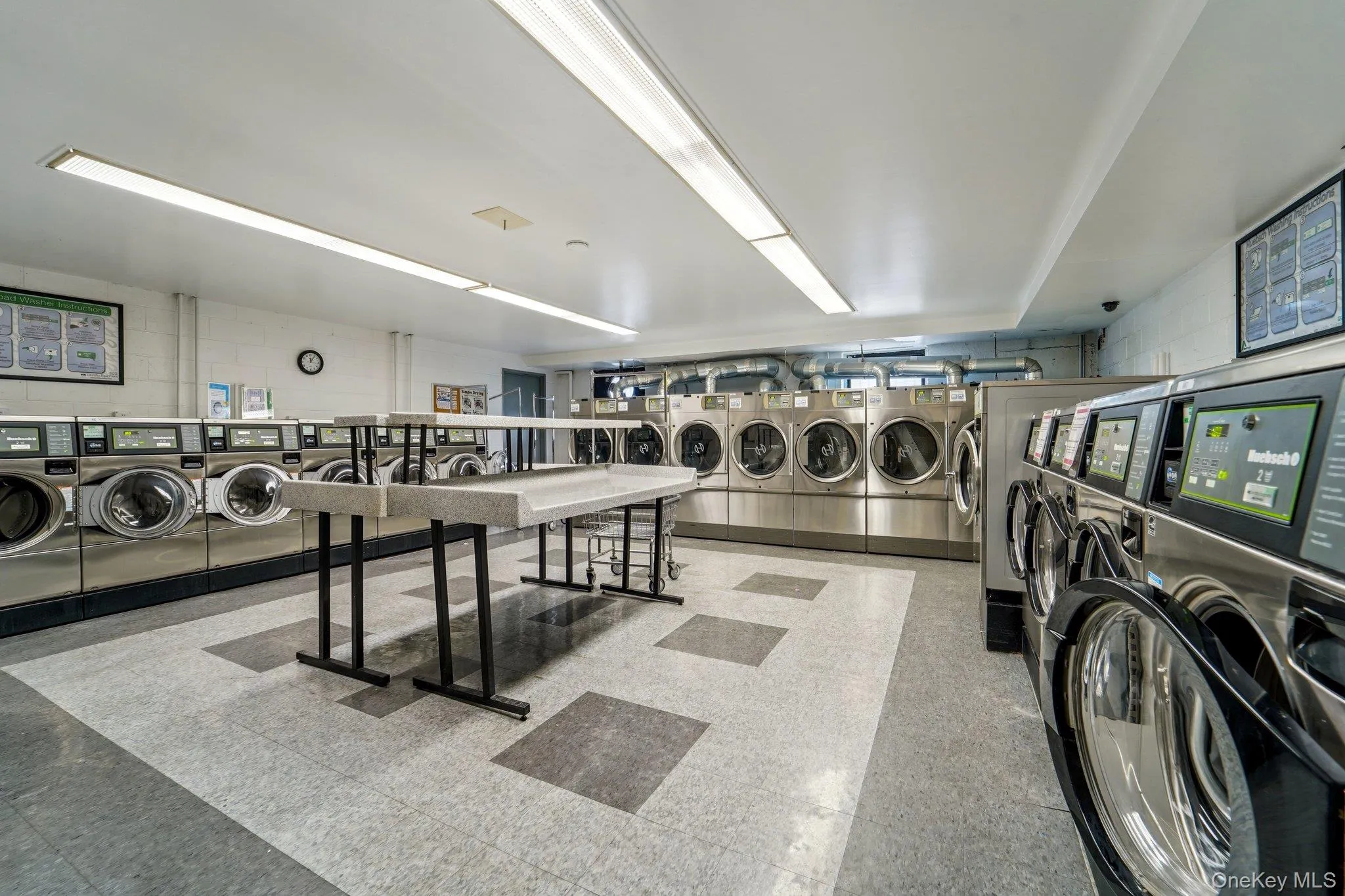 1085 Warburton Avenue, Yonkers, NY, 2 Bedrooms Bedrooms, 5 Rooms Rooms,1 BathroomBathrooms,Residential,For Rent,Warburton,0,969250 1085 Warburton Avenue, Yonkers, NY, 2 Bedrooms Bedrooms, 5 Rooms Rooms,1 BathroomBathrooms,Residential,For Rent,Warburton,0,969250