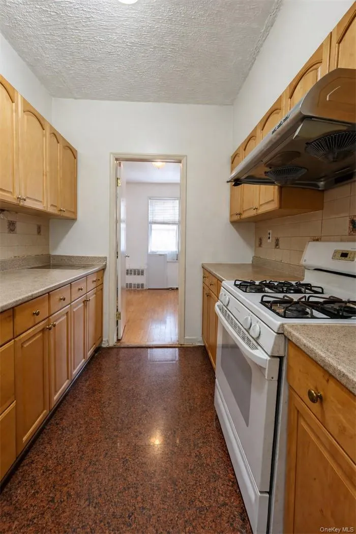 13454 Maple Avenue, New York, NY, 2 Bedrooms Bedrooms, 6 Rooms Rooms,2 BathroomsBathrooms,Residential,For Rent,Maple,0,969253 13454 Maple Avenue, New York, NY, 2 Bedrooms Bedrooms, 6 Rooms Rooms,2 BathroomsBathrooms,Residential,For Rent,Maple,0,969253