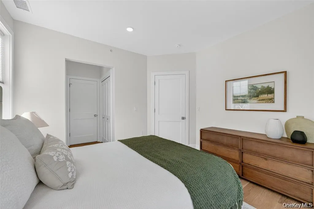 1834 Soundview Court, Yorktown, NY, 3 Bedrooms Bedrooms, 7 Rooms Rooms,3 BathroomsBathrooms,Residential,For Rent,Soundview,0,969258 1834 Soundview Court, Yorktown, NY, 3 Bedrooms Bedrooms, 7 Rooms Rooms,3 BathroomsBathrooms,Residential,For Rent,Soundview,0,969258