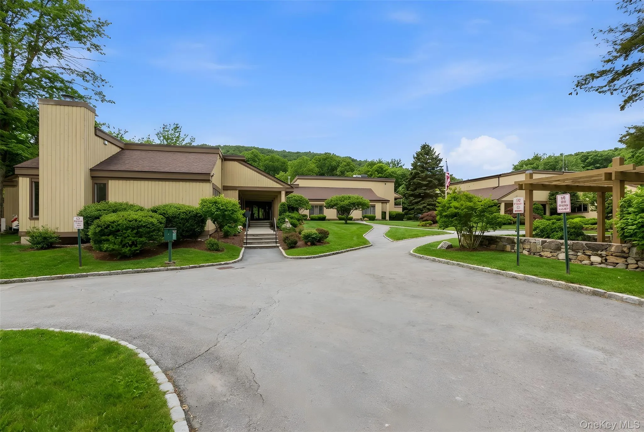 Club House entry. Club House entry.