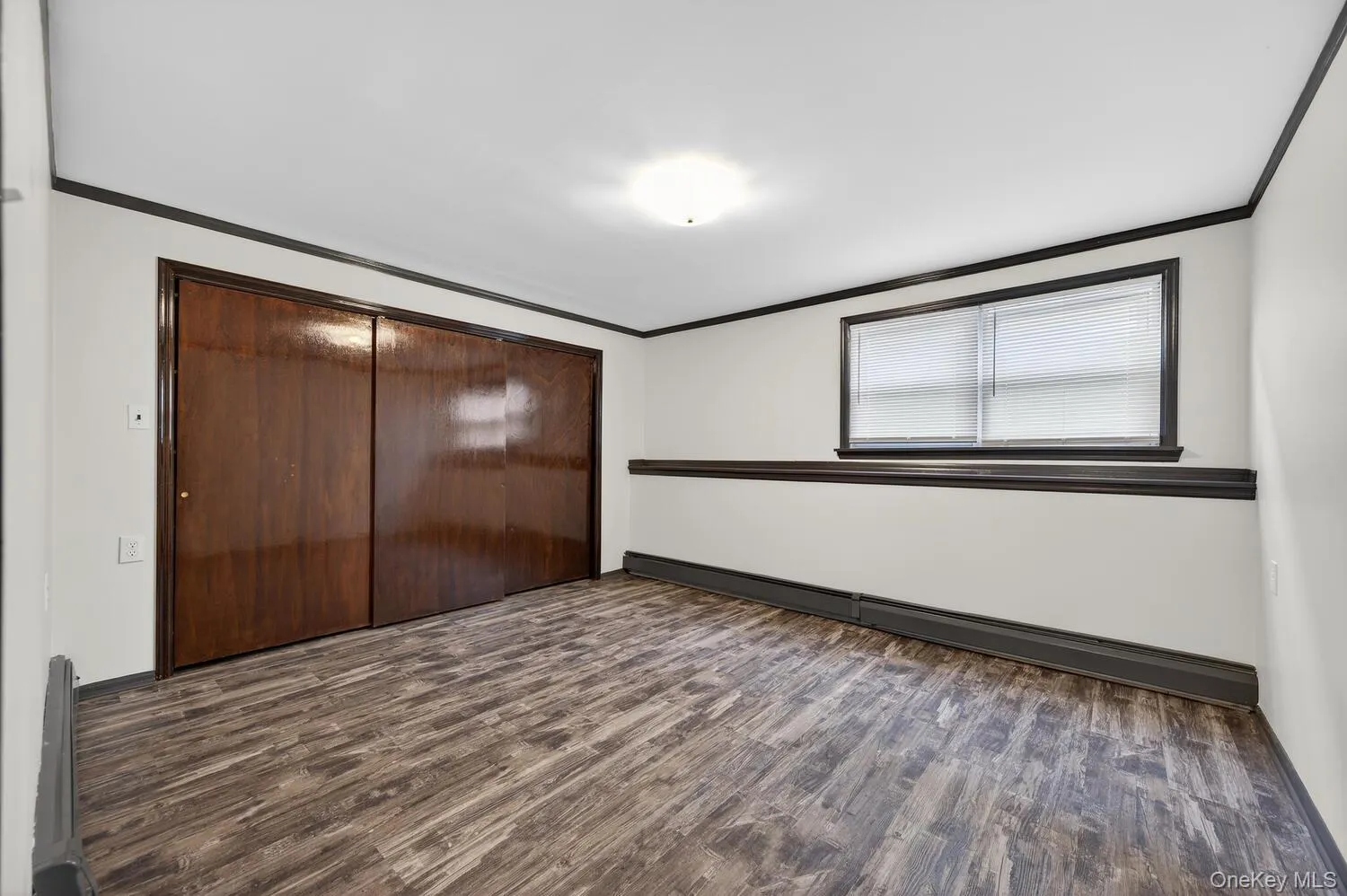 9 Bay Beach Avenue, Oyster Bay, NY, 4 Bedrooms Bedrooms, 7 Rooms Rooms,2 BathroomsBathrooms,Residential Lease,For Rent,Bay Beach,0,969260 9 Bay Beach Avenue, Oyster Bay, NY, 4 Bedrooms Bedrooms, 7 Rooms Rooms,2 BathroomsBathrooms,Residential Lease,For Rent,Bay Beach,0,969260