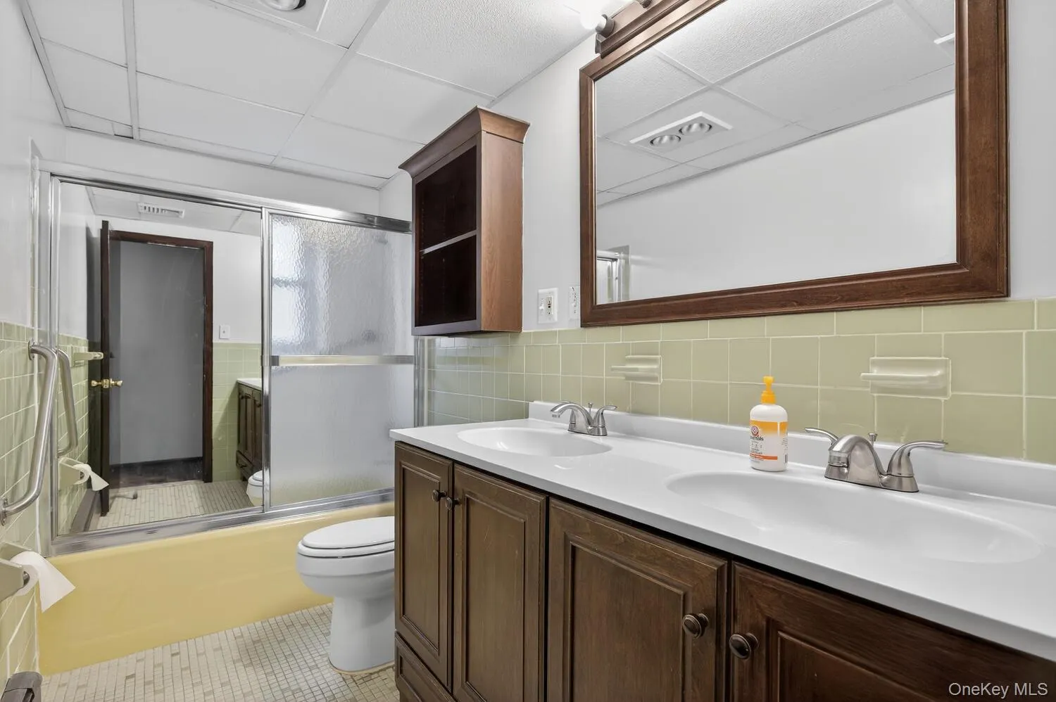 9 Bay Beach Avenue, Oyster Bay, NY, 4 Bedrooms Bedrooms, 7 Rooms Rooms,2 BathroomsBathrooms,Residential Lease,For Rent,Bay Beach,0,969260 9 Bay Beach Avenue, Oyster Bay, NY, 4 Bedrooms Bedrooms, 7 Rooms Rooms,2 BathroomsBathrooms,Residential Lease,For Rent,Bay Beach,0,969260