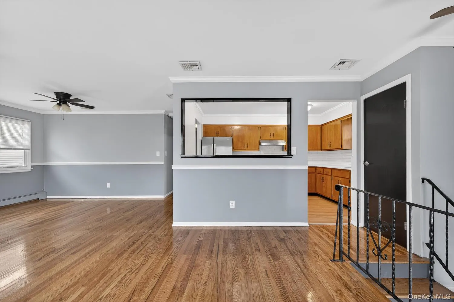 9 Bay Beach Avenue, Oyster Bay, NY, 4 Bedrooms Bedrooms, 7 Rooms Rooms,2 BathroomsBathrooms,Residential Lease,For Rent,Bay Beach,0,969260 9 Bay Beach Avenue, Oyster Bay, NY, 4 Bedrooms Bedrooms, 7 Rooms Rooms,2 BathroomsBathrooms,Residential Lease,For Rent,Bay Beach,0,969260