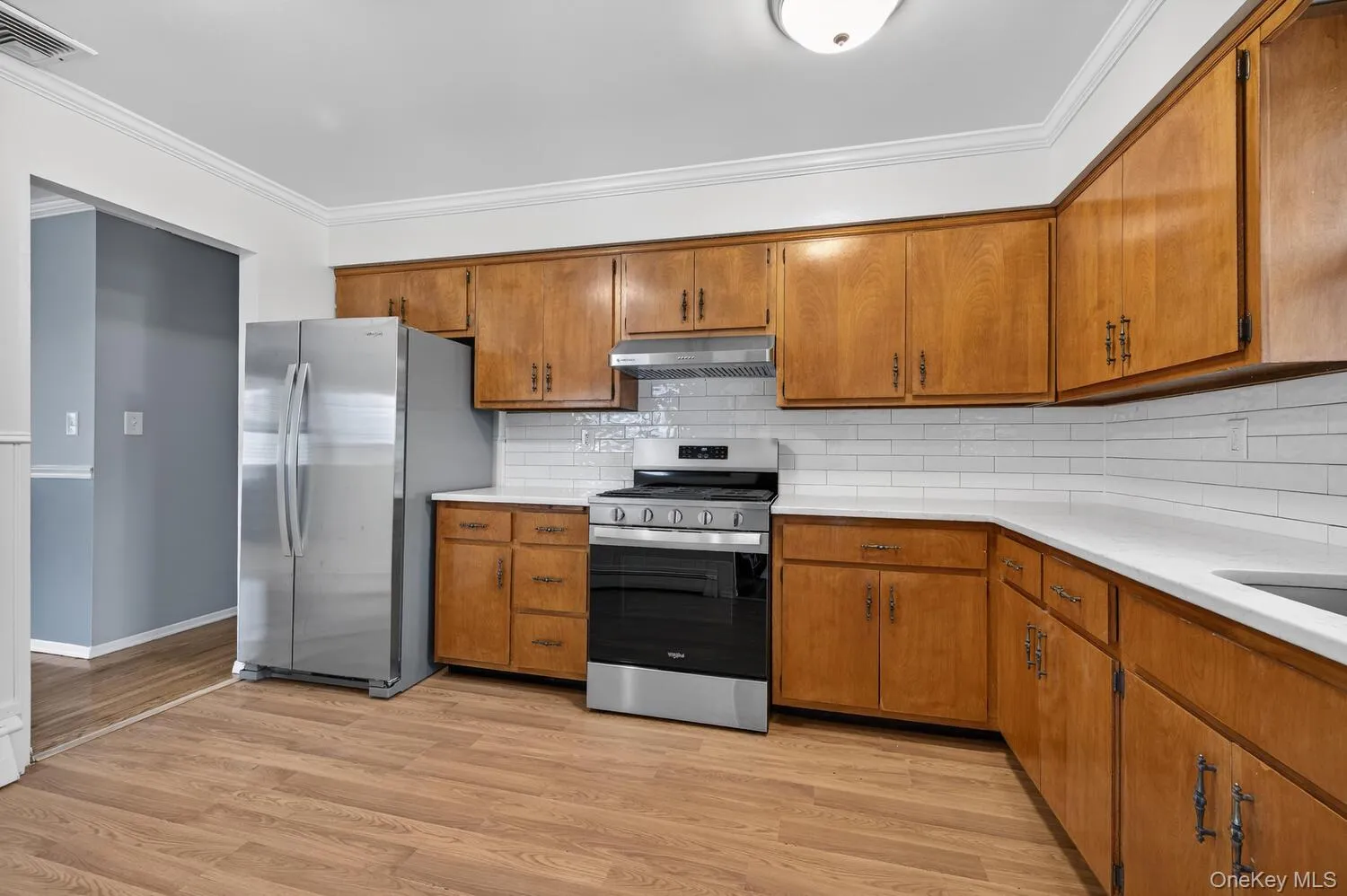9 Bay Beach Avenue, Oyster Bay, NY, 4 Bedrooms Bedrooms, 7 Rooms Rooms,2 BathroomsBathrooms,Residential Lease,For Rent,Bay Beach,0,969260 9 Bay Beach Avenue, Oyster Bay, NY, 4 Bedrooms Bedrooms, 7 Rooms Rooms,2 BathroomsBathrooms,Residential Lease,For Rent,Bay Beach,0,969260