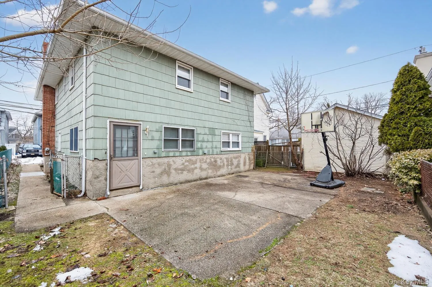 9 Bay Beach Avenue, Oyster Bay, NY, 4 Bedrooms Bedrooms, 7 Rooms Rooms,2 BathroomsBathrooms,Residential Lease,For Rent,Bay Beach,0,969260 9 Bay Beach Avenue, Oyster Bay, NY, 4 Bedrooms Bedrooms, 7 Rooms Rooms,2 BathroomsBathrooms,Residential Lease,For Rent,Bay Beach,0,969260