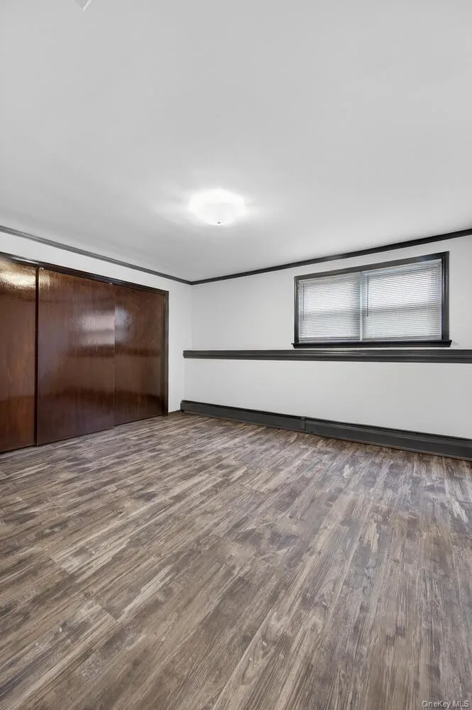 9 Bay Beach Avenue, Oyster Bay, NY, 4 Bedrooms Bedrooms, 7 Rooms Rooms,2 BathroomsBathrooms,Residential Lease,For Rent,Bay Beach,0,969260 9 Bay Beach Avenue, Oyster Bay, NY, 4 Bedrooms Bedrooms, 7 Rooms Rooms,2 BathroomsBathrooms,Residential Lease,For Rent,Bay Beach,0,969260