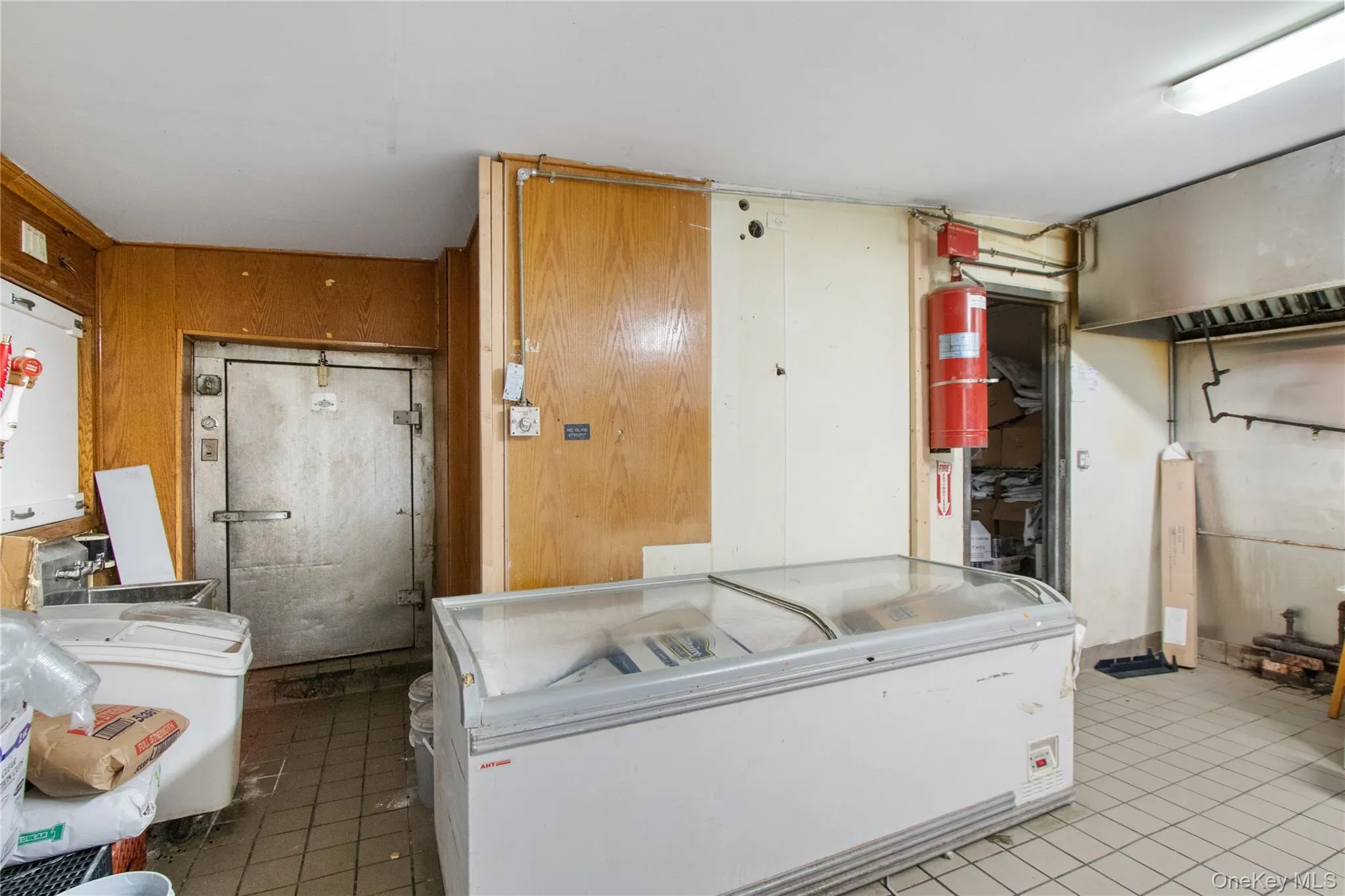 96 South Street, Oyster Bay, NY, ,Commercial Lease,For Rent,South,0,969261 96 South Street, Oyster Bay, NY, ,Commercial Lease,For Rent,South,0,969261