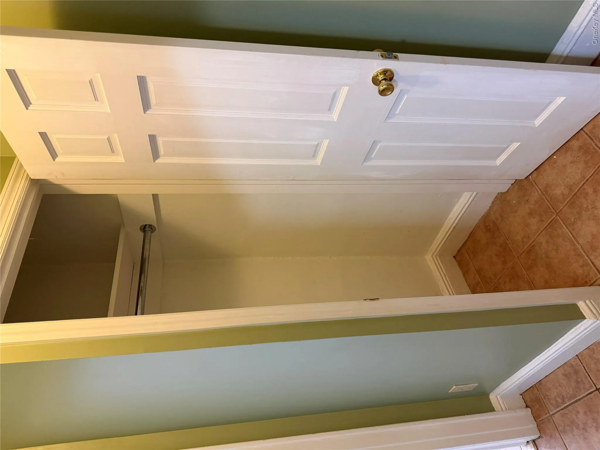 322 Jericho Turnpike, Hempstead, NY, 2 Bedrooms Bedrooms, 4 Rooms Rooms,1 BathroomBathrooms,Residential Lease,For Rent,Jericho,0,969272 322 Jericho Turnpike, Hempstead, NY, 2 Bedrooms Bedrooms, 4 Rooms Rooms,1 BathroomBathrooms,Residential Lease,For Rent,Jericho,0,969272