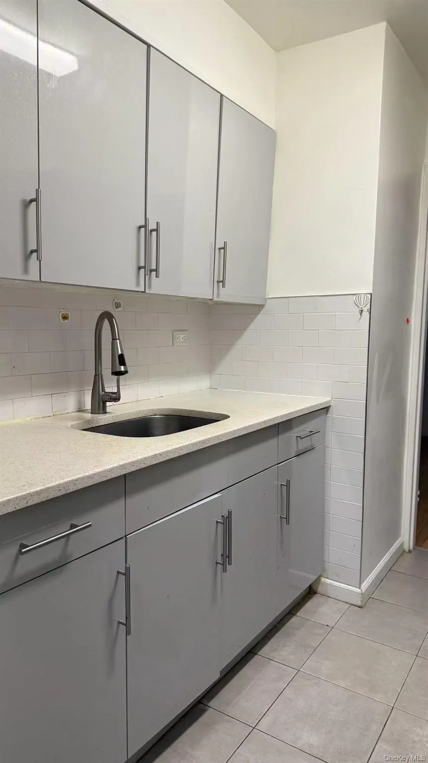 2021 84th Street, New York, NY, 2 Bedrooms Bedrooms, 5 Rooms Rooms,1 BathroomBathrooms,Residential,For Rent,84th,0,969277 2021 84th Street, New York, NY, 2 Bedrooms Bedrooms, 5 Rooms Rooms,1 BathroomBathrooms,Residential,For Rent,84th,0,969277