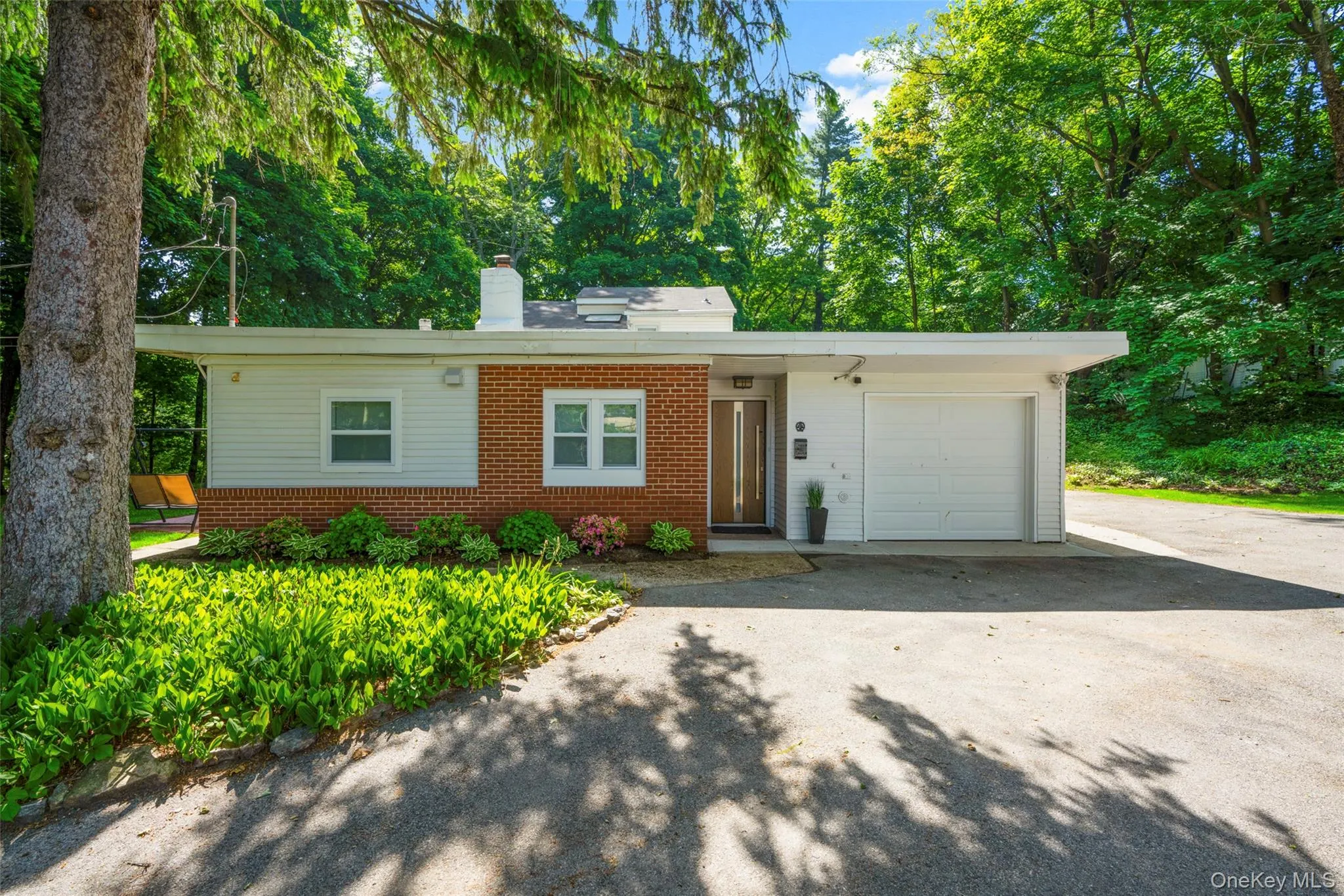 88 Strathmore Road, Yonkers, NY, 4 Bedrooms Bedrooms, 8 Rooms Rooms,2 BathroomsBathrooms,Residential Lease,For Rent,Strathmore,0,969293 88 Strathmore Road, Yonkers, NY, 4 Bedrooms Bedrooms, 8 Rooms Rooms,2 BathroomsBathrooms,Residential Lease,For Rent,Strathmore,0,969293