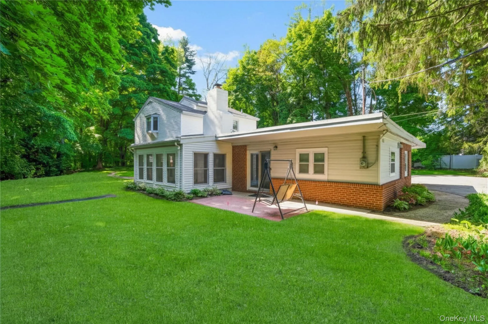88 Strathmore Road, Yonkers, NY, 4 Bedrooms Bedrooms, 8 Rooms Rooms,2 BathroomsBathrooms,Residential Lease,For Rent,Strathmore,0,969293 88 Strathmore Road, Yonkers, NY, 4 Bedrooms Bedrooms, 8 Rooms Rooms,2 BathroomsBathrooms,Residential Lease,For Rent,Strathmore,0,969293