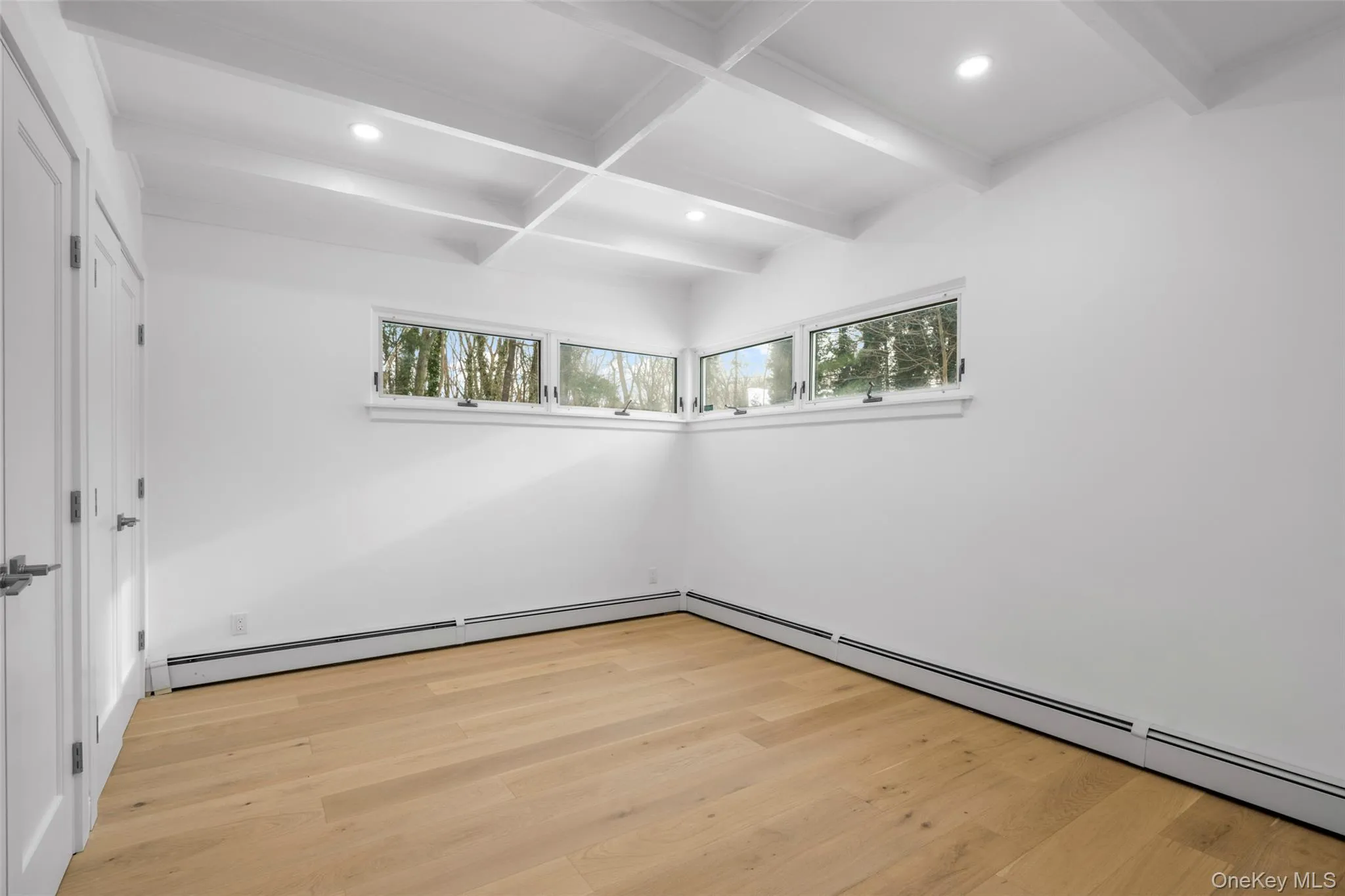 Another bedroom on the first floor. Another bedroom on the first floor.
