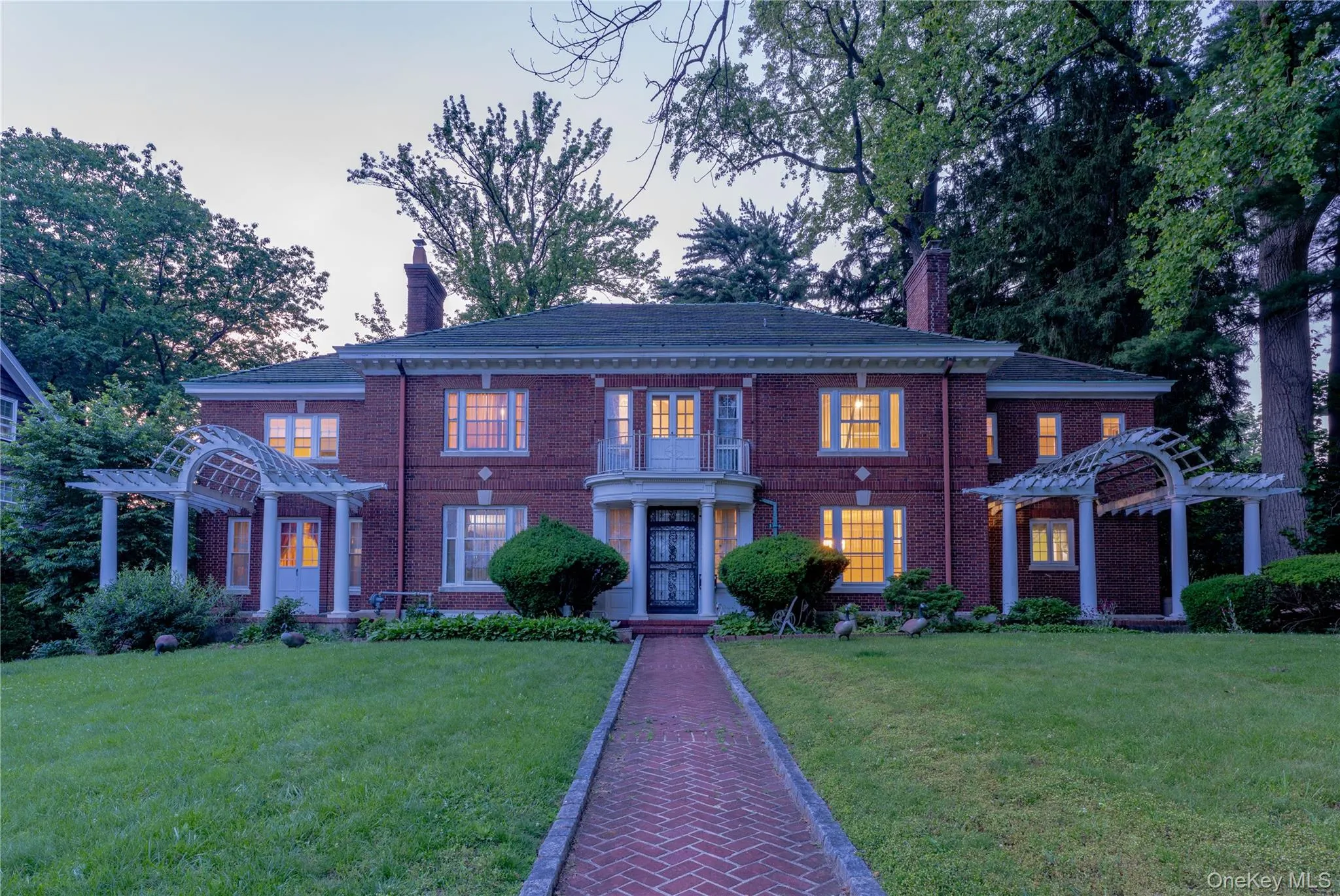 26 Overlook Circle, New Rochelle, NY, 11 Bedrooms Bedrooms, 17 Rooms Rooms,7 BathroomsBathrooms,Residential,For Rent,Overlook,0,969297 26 Overlook Circle, New Rochelle, NY, 11 Bedrooms Bedrooms, 17 Rooms Rooms,7 BathroomsBathrooms,Residential,For Rent,Overlook,0,969297