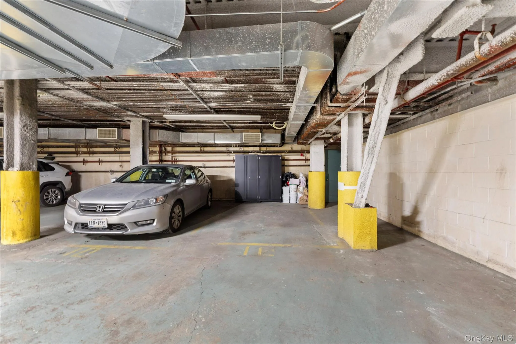 43-18 Main Street, New York, NY, 4 Bedrooms Bedrooms, 7 Rooms Rooms,3 BathroomsBathrooms,Residential,For Rent,Main,0,969299 43-18 Main Street, New York, NY, 4 Bedrooms Bedrooms, 7 Rooms Rooms,3 BathroomsBathrooms,Residential,For Rent,Main,0,969299