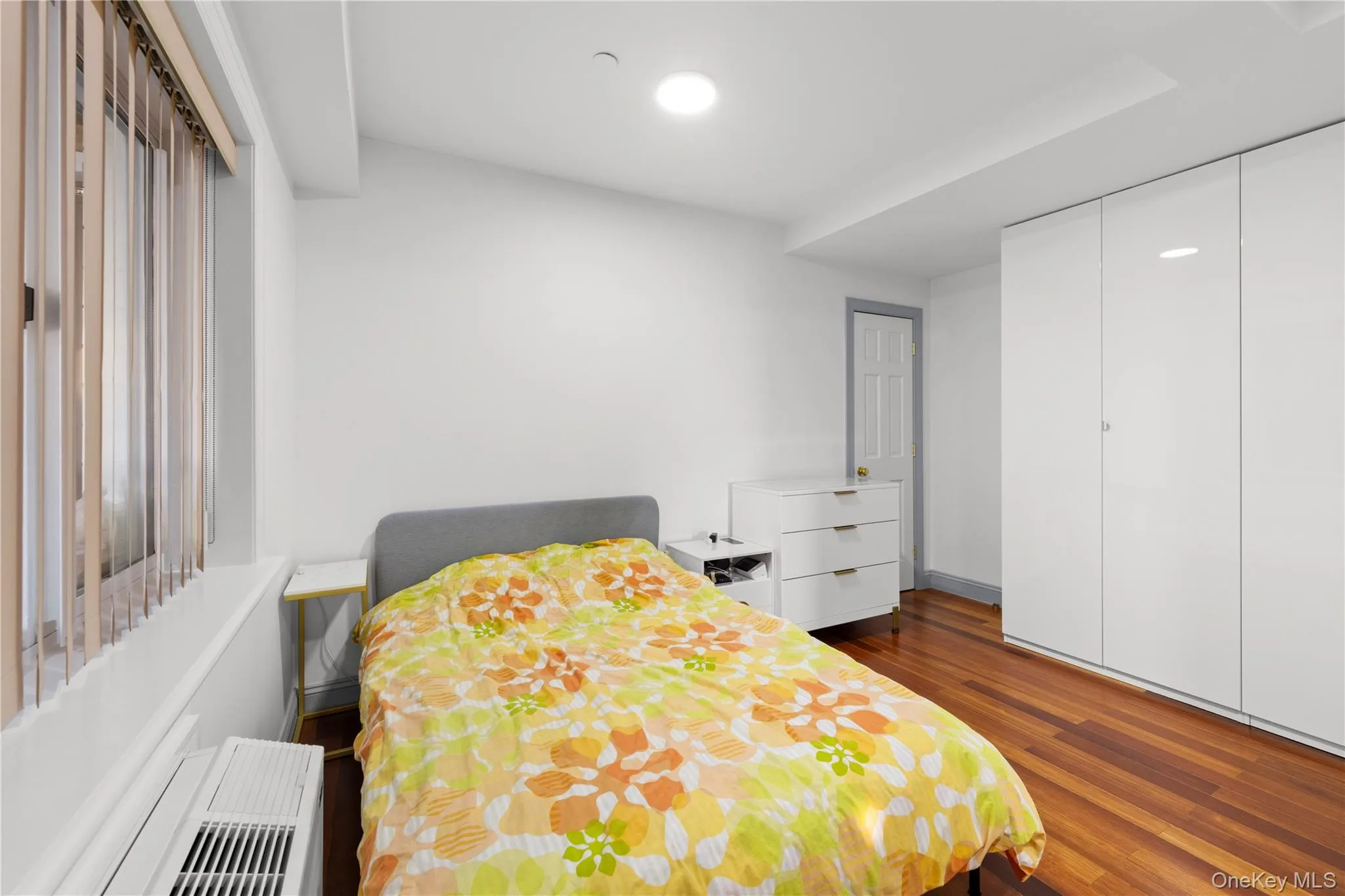 43-18 Main Street, New York, NY, 4 Bedrooms Bedrooms, 7 Rooms Rooms,3 BathroomsBathrooms,Residential,For Rent,Main,0,969299 43-18 Main Street, New York, NY, 4 Bedrooms Bedrooms, 7 Rooms Rooms,3 BathroomsBathrooms,Residential,For Rent,Main,0,969299
