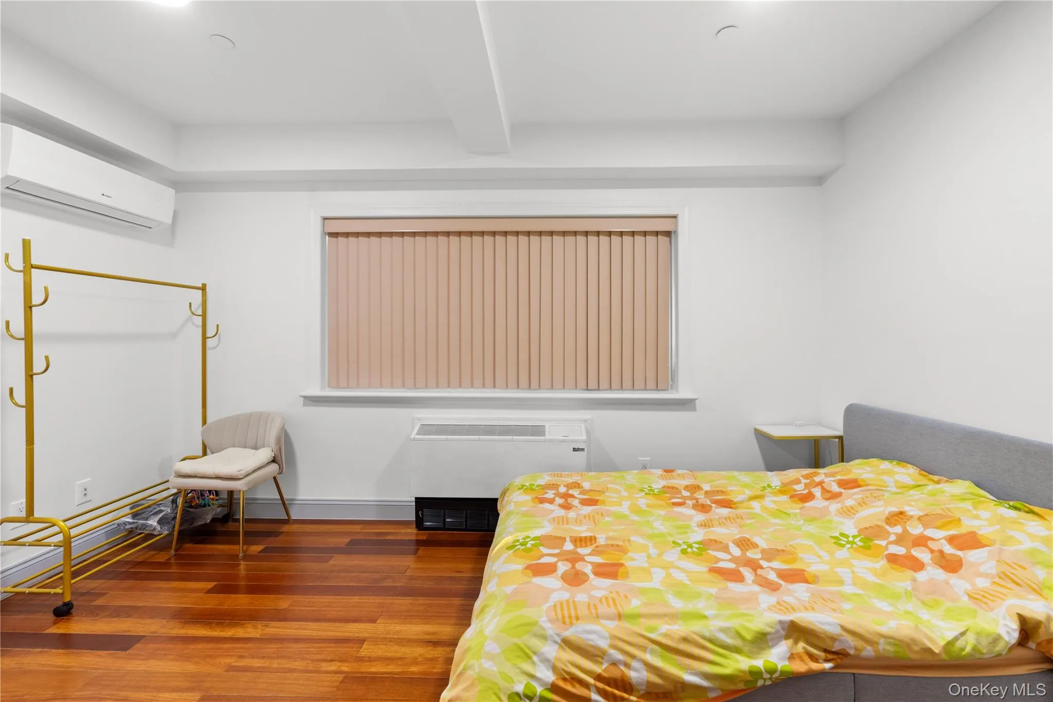 43-18 Main Street, New York, NY, 4 Bedrooms Bedrooms, 7 Rooms Rooms,3 BathroomsBathrooms,Residential,For Rent,Main,0,969299 43-18 Main Street, New York, NY, 4 Bedrooms Bedrooms, 7 Rooms Rooms,3 BathroomsBathrooms,Residential,For Rent,Main,0,969299