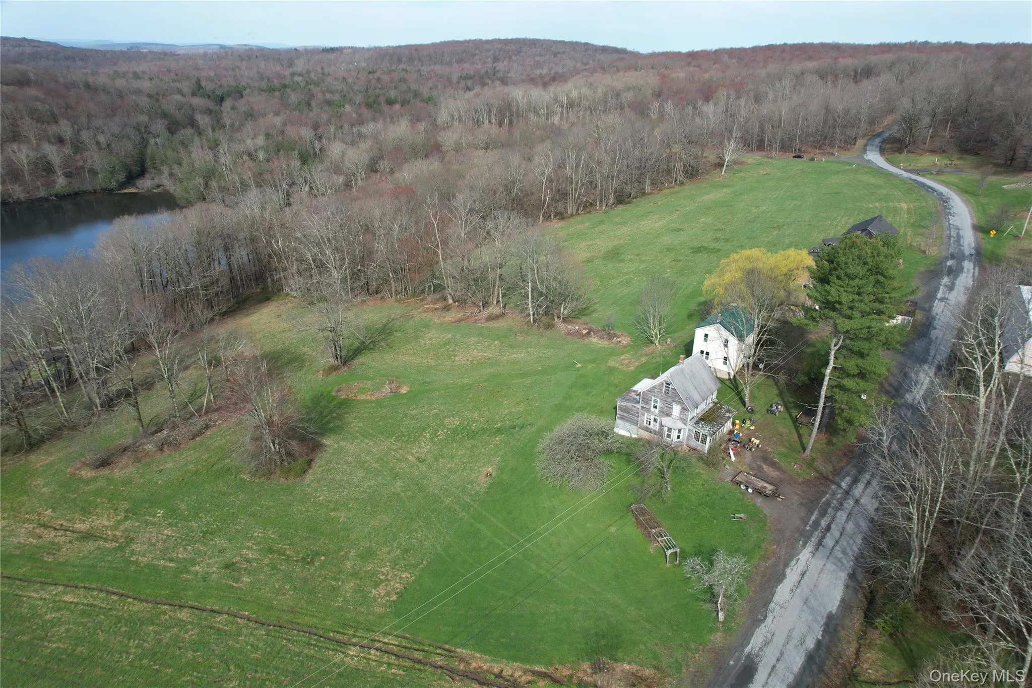 299-301 Stump Pond Road, Callicoon, NY, 6 Bedrooms Bedrooms, 14 Rooms Rooms,2 BathroomsBathrooms,Residential,For Rent,Stump Pond,0,969303 299-301 Stump Pond Road, Callicoon, NY, 6 Bedrooms Bedrooms, 14 Rooms Rooms,2 BathroomsBathrooms,Residential,For Rent,Stump Pond,0,969303