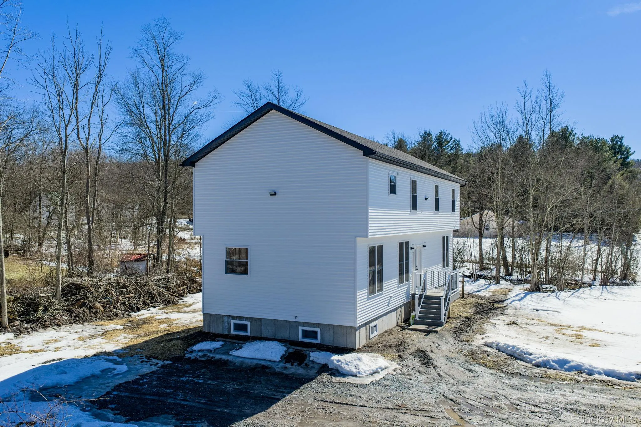 6 Maple Avenue, Fallsburg, NY, 4 Bedrooms Bedrooms, 9 Rooms Rooms,2 BathroomsBathrooms,Residential,For Rent,Maple Avenue,0,969313 6 Maple Avenue, Fallsburg, NY, 4 Bedrooms Bedrooms, 9 Rooms Rooms,2 BathroomsBathrooms,Residential,For Rent,Maple Avenue,0,969313