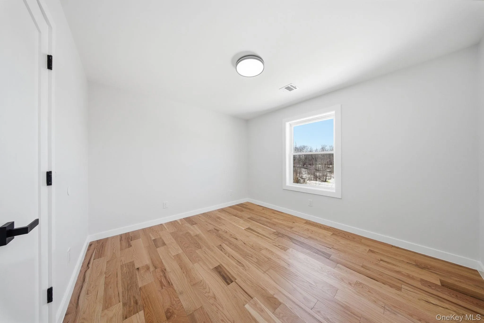 6 Maple Avenue, Fallsburg, NY, 4 Bedrooms Bedrooms, 9 Rooms Rooms,2 BathroomsBathrooms,Residential,For Rent,Maple Avenue,0,969313 6 Maple Avenue, Fallsburg, NY, 4 Bedrooms Bedrooms, 9 Rooms Rooms,2 BathroomsBathrooms,Residential,For Rent,Maple Avenue,0,969313