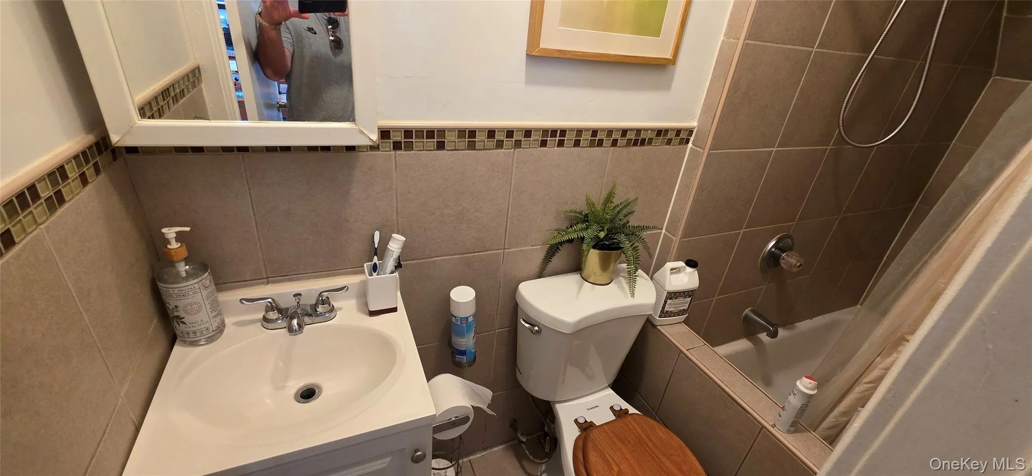 94-10 82nd Place, New York, NY, 4 Bedrooms Bedrooms, 8 Rooms Rooms,3 BathroomsBathrooms,Residential,For Rent,82nd,0,KEY969316 94-10 82nd Place, New York, NY, 4 Bedrooms Bedrooms, 8 Rooms Rooms,3 BathroomsBathrooms,Residential,For Rent,82nd,0,KEY969316