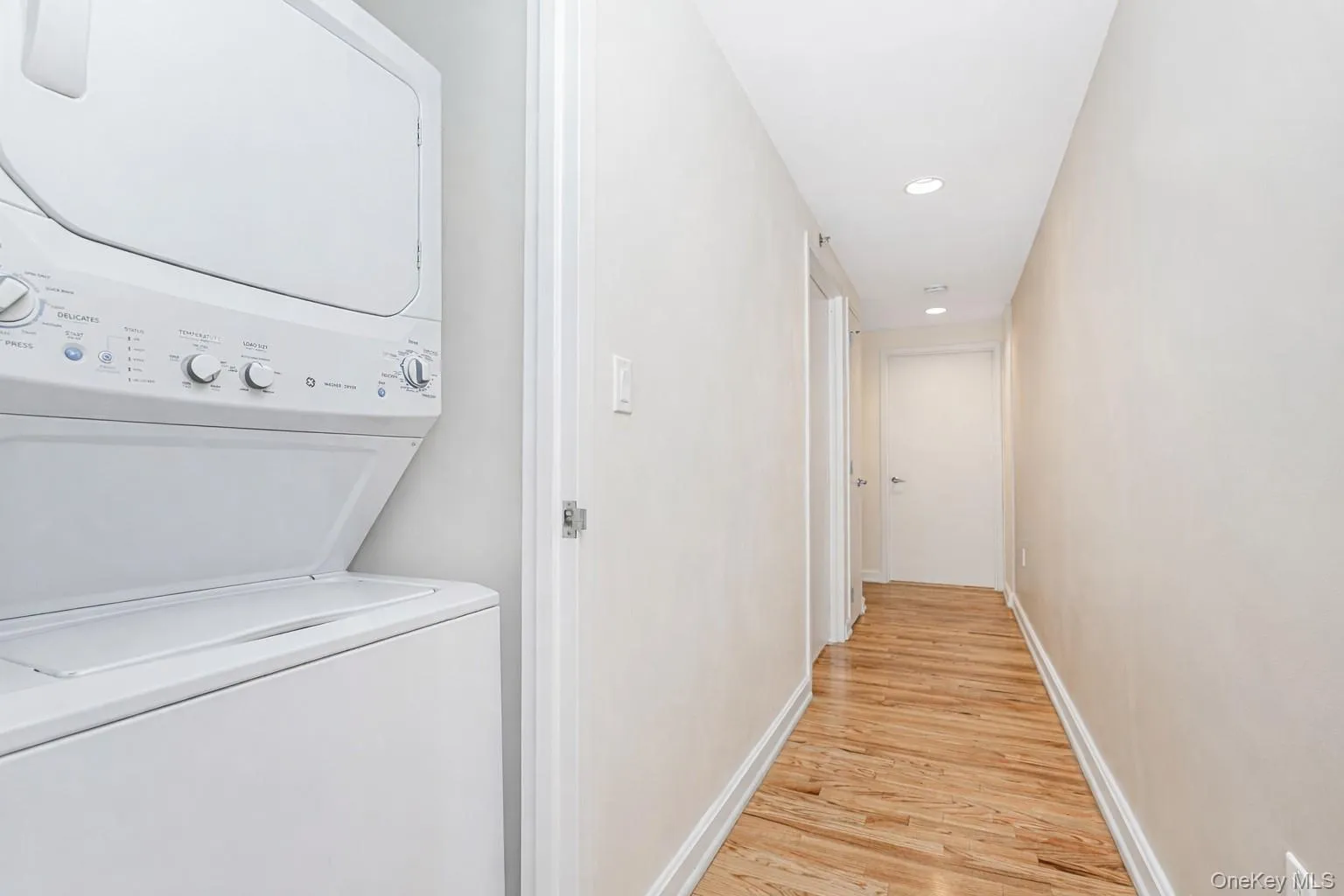 775 Lafayette, New York, NY, 2 Bedrooms Bedrooms, 4 Rooms Rooms,1 BathroomBathrooms,Residential,For Rent,Lafayette,0,969326 775 Lafayette, New York, NY, 2 Bedrooms Bedrooms, 4 Rooms Rooms,1 BathroomBathrooms,Residential,For Rent,Lafayette,0,969326