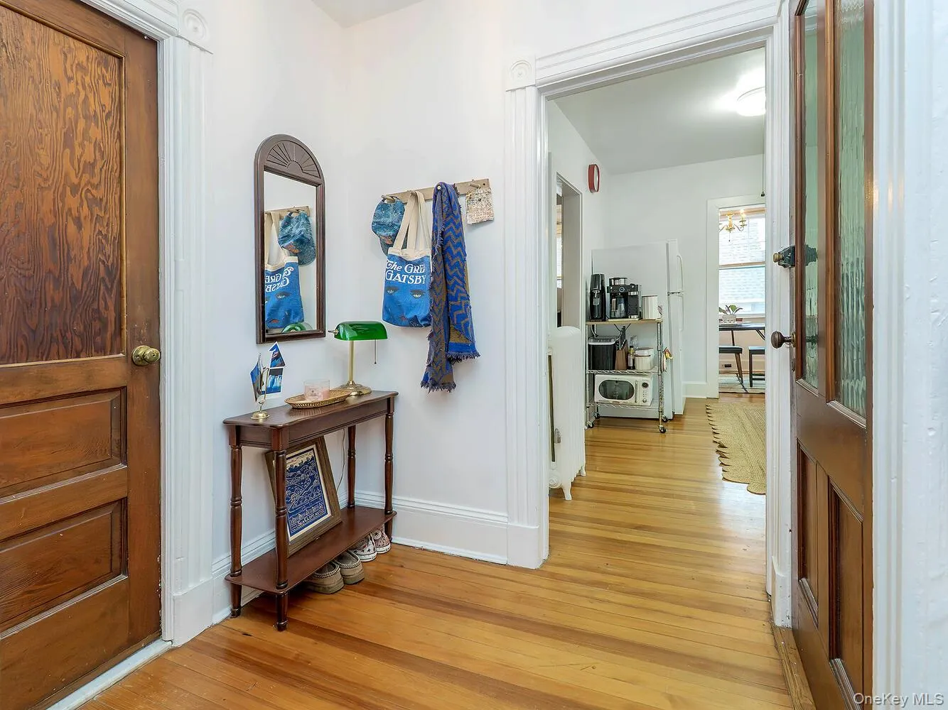 70 Central Avenue, Oyster Bay, NY, 1 Bedroom Bedrooms, 4 Rooms Rooms,1 BathroomBathrooms,Residential Lease,For Rent,Central,0,969330 70 Central Avenue, Oyster Bay, NY, 1 Bedroom Bedrooms, 4 Rooms Rooms,1 BathroomBathrooms,Residential Lease,For Rent,Central,0,969330