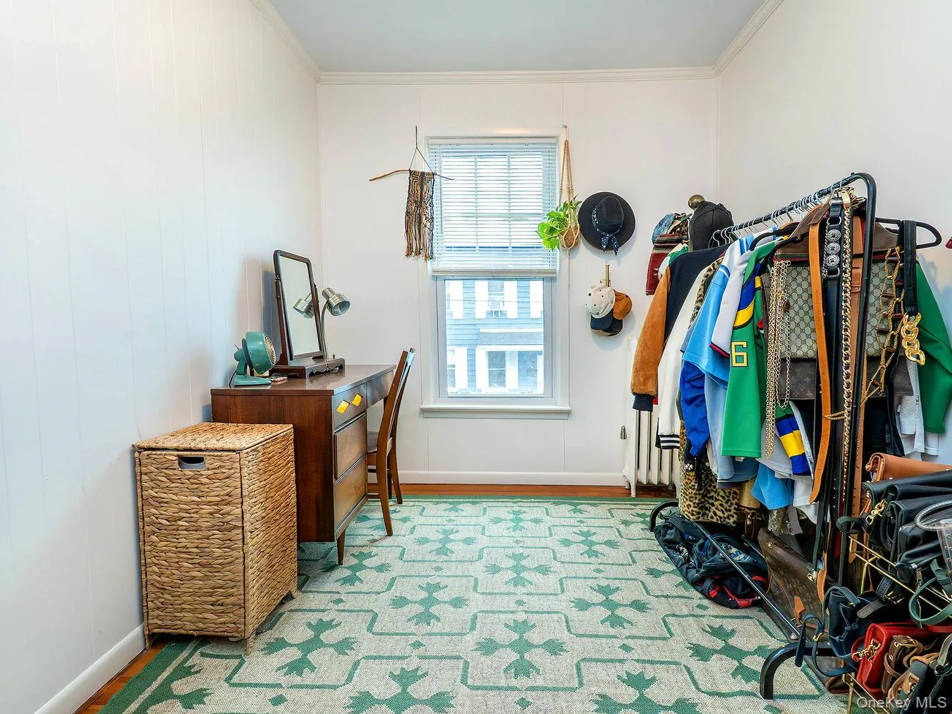 70 Central Avenue, Oyster Bay, NY, 1 Bedroom Bedrooms, 4 Rooms Rooms,1 BathroomBathrooms,Residential Lease,For Rent,Central,0,969330 70 Central Avenue, Oyster Bay, NY, 1 Bedroom Bedrooms, 4 Rooms Rooms,1 BathroomBathrooms,Residential Lease,For Rent,Central,0,969330