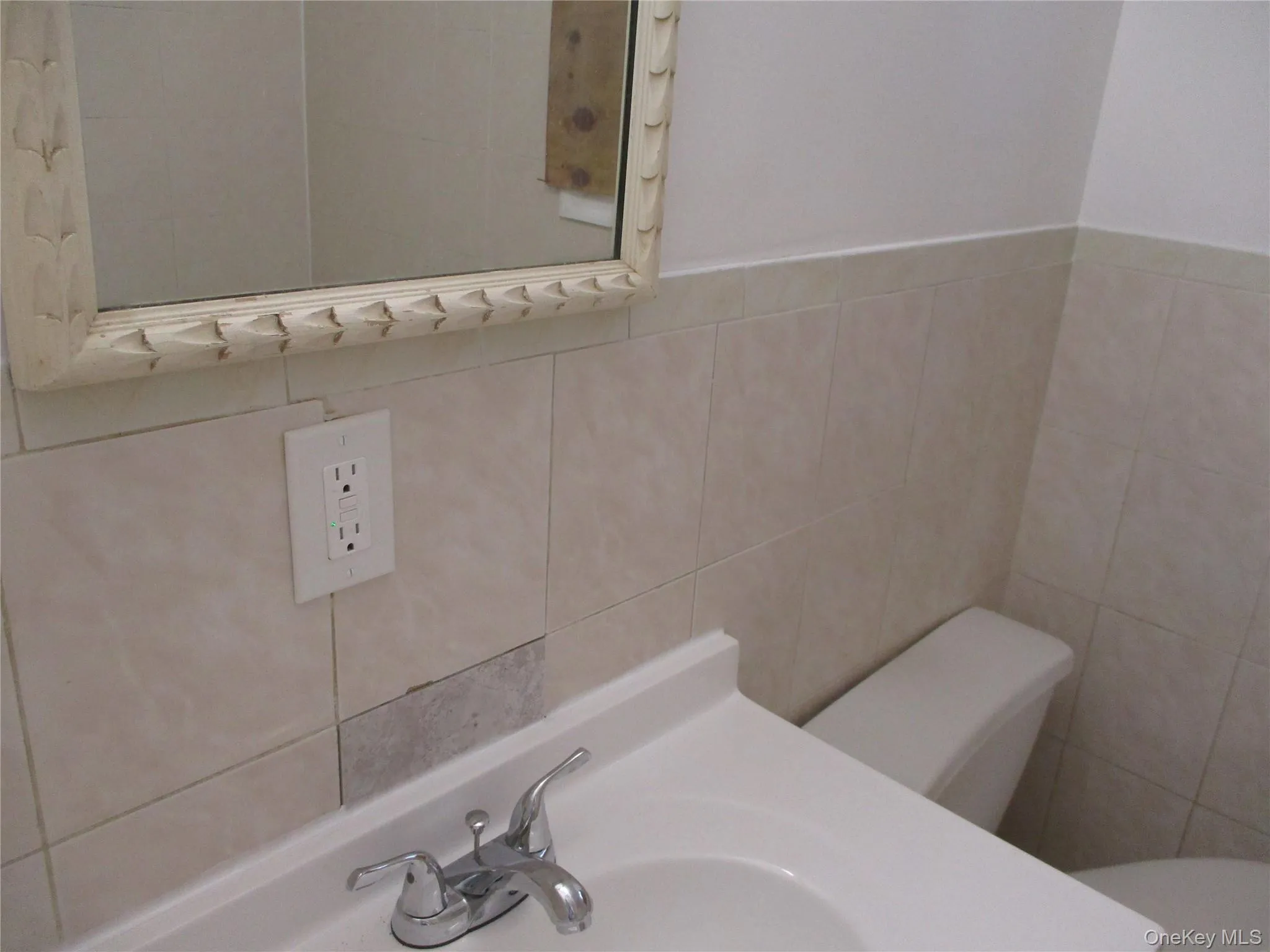 94 Roger Avenue, Hempstead, NY, 4 Bedrooms Bedrooms, 7 Rooms Rooms,3 BathroomsBathrooms,Residential Lease,For Rent,Roger,0,969402 94 Roger Avenue, Hempstead, NY, 4 Bedrooms Bedrooms, 7 Rooms Rooms,3 BathroomsBathrooms,Residential Lease,For Rent,Roger,0,969402