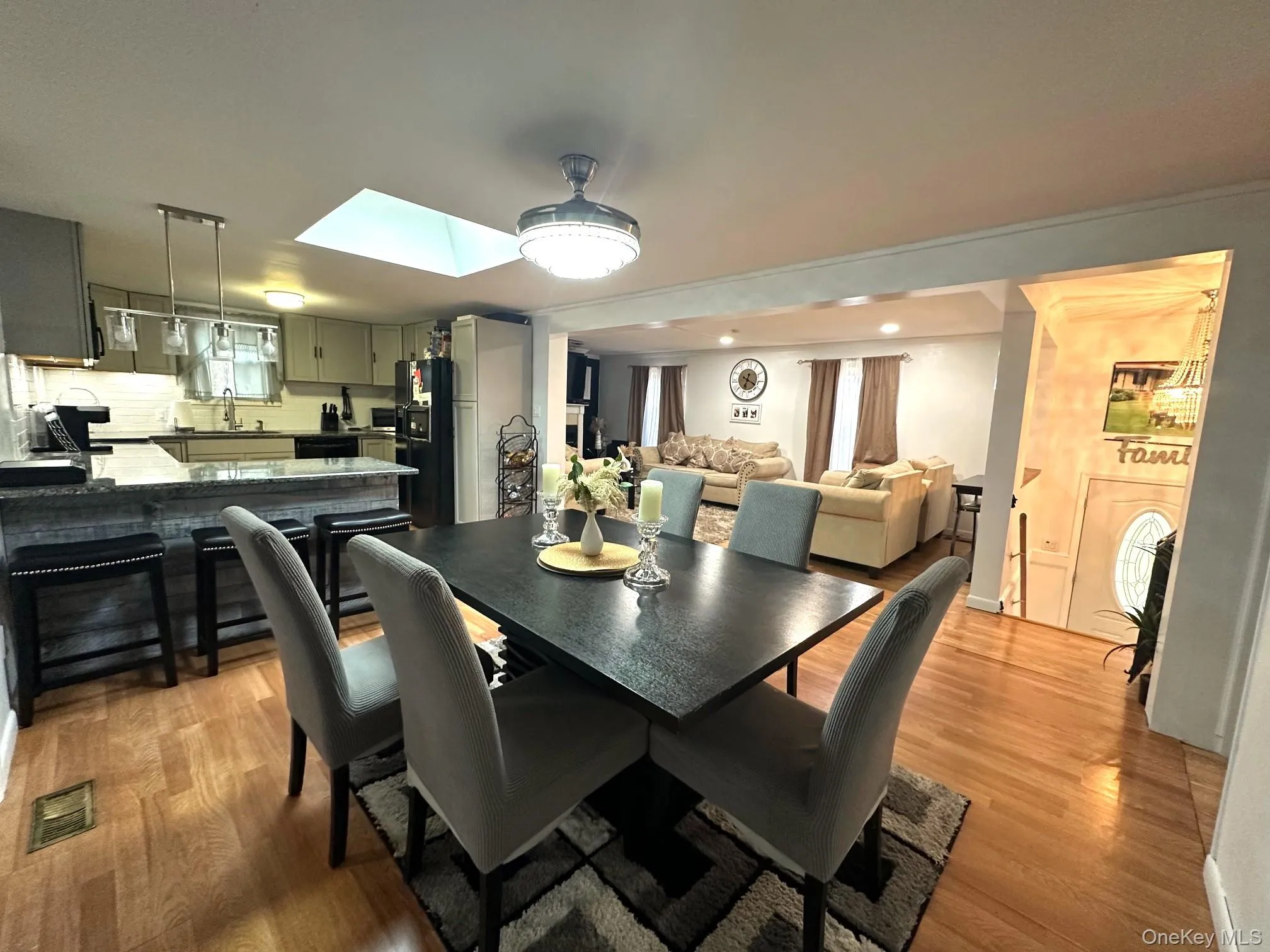 Spectacular open concept living. Welcome to our home. Come in and stay awhile. Spectacular open concept living. Welcome to our home. Come in and stay awhile.