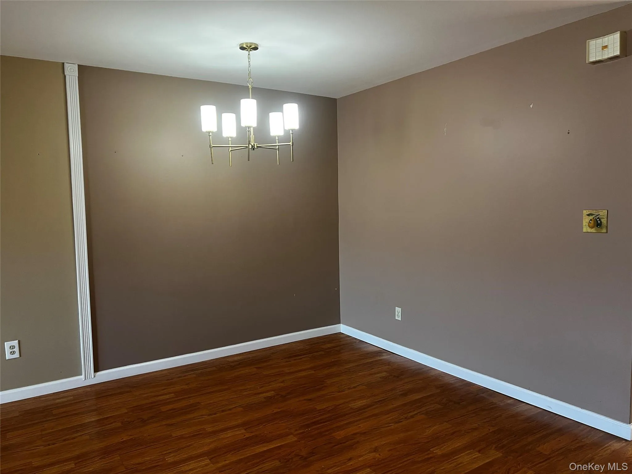 1840 Crompond Road, Peekskill, NY, 1 Bedroom Bedrooms, 3 Rooms Rooms,1 BathroomBathrooms,Residential,For Rent,Crompond,0,KEY969415 1840 Crompond Road, Peekskill, NY, 1 Bedroom Bedrooms, 3 Rooms Rooms,1 BathroomBathrooms,Residential,For Rent,Crompond,0,KEY969415