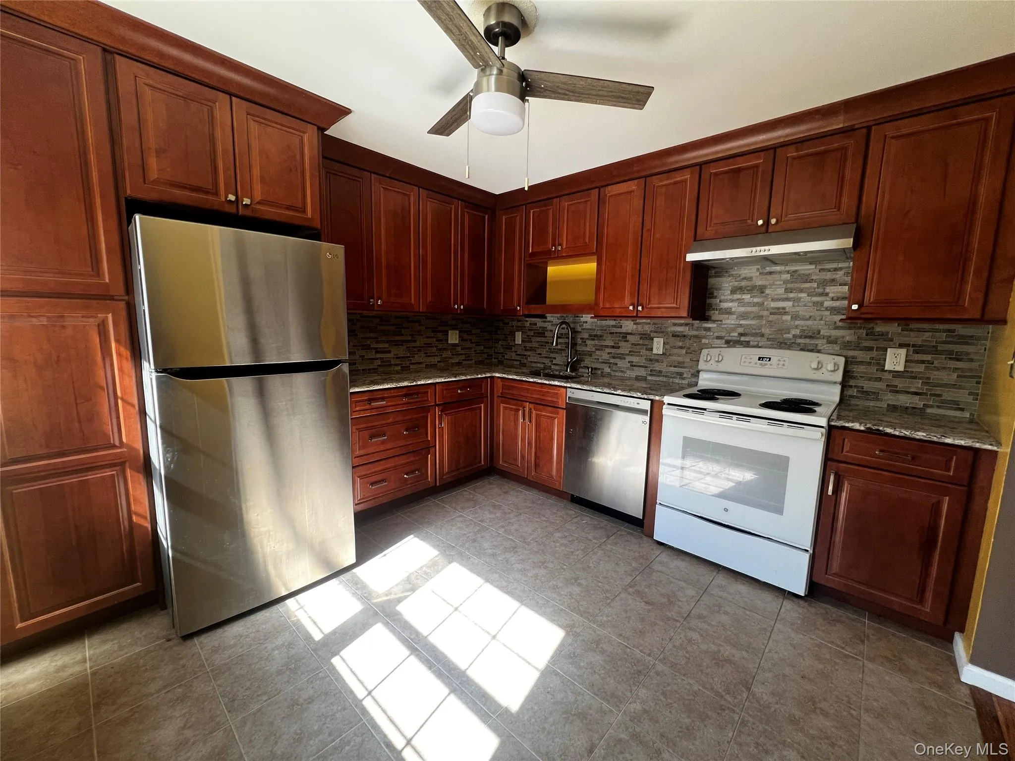1840 Crompond Road, Peekskill, NY, 1 Bedroom Bedrooms, 3 Rooms Rooms,1 BathroomBathrooms,Residential,For Rent,Crompond,0,KEY969415 1840 Crompond Road, Peekskill, NY, 1 Bedroom Bedrooms, 3 Rooms Rooms,1 BathroomBathrooms,Residential,For Rent,Crompond,0,KEY969415