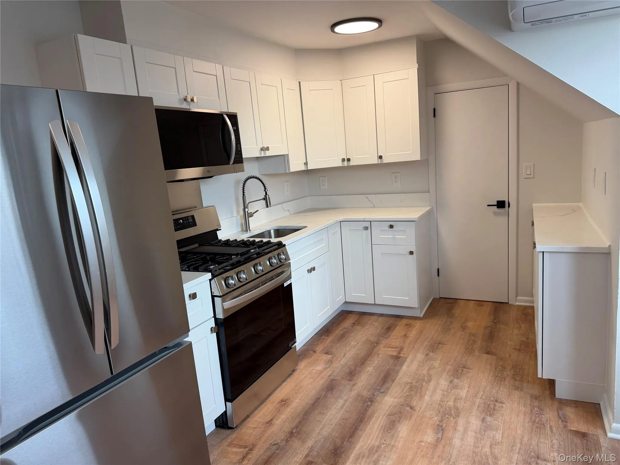 505 Rockland Avenue, Mamaroneck, NY, 1 Bedroom Bedrooms, 3 Rooms Rooms,1 BathroomBathrooms,Residential Lease,For Rent,Rockland,0,969426 505 Rockland Avenue, Mamaroneck, NY, 1 Bedroom Bedrooms, 3 Rooms Rooms,1 BathroomBathrooms,Residential Lease,For Rent,Rockland,0,969426